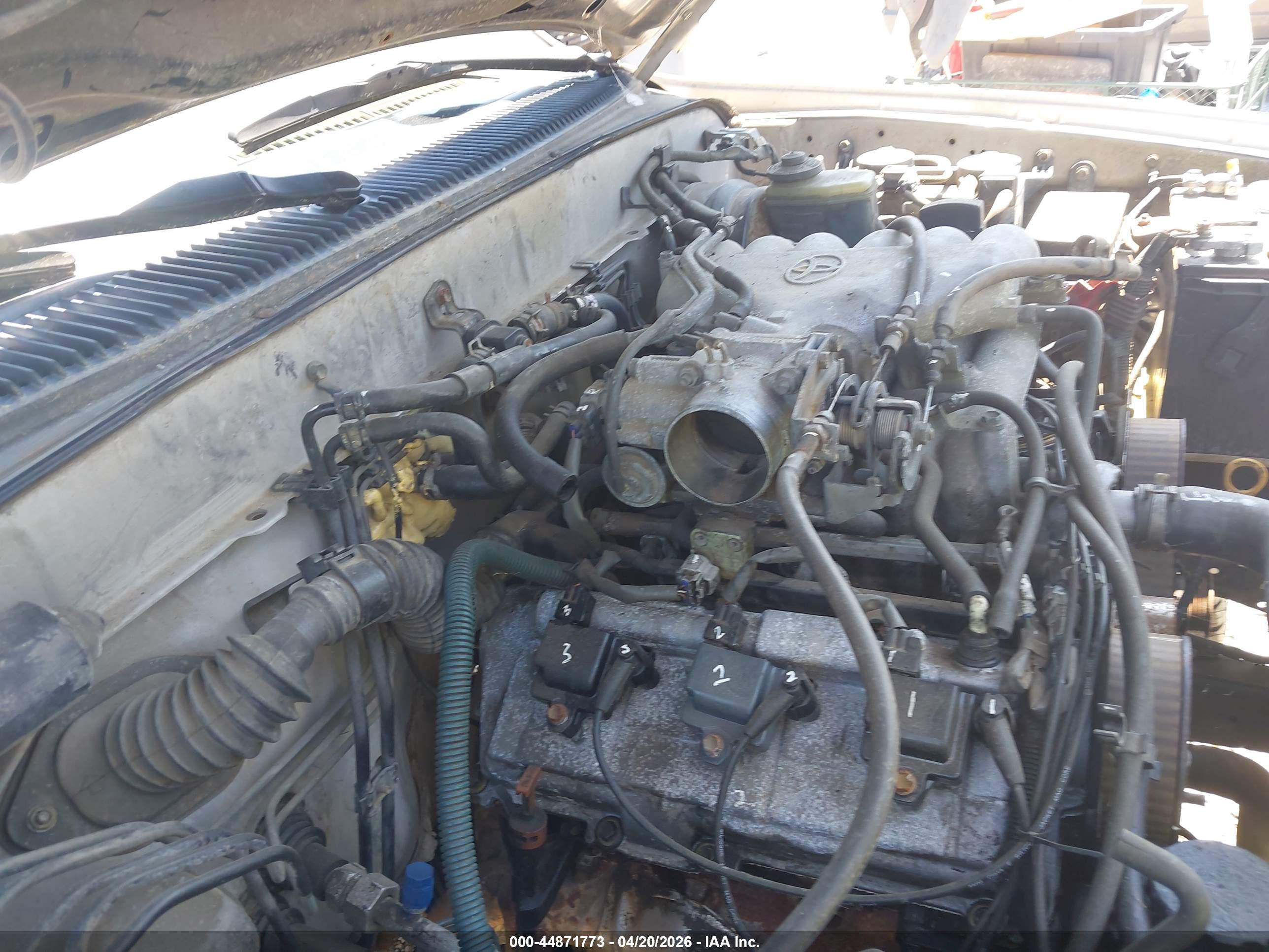 TOYOTA 4RUNNER image 6
