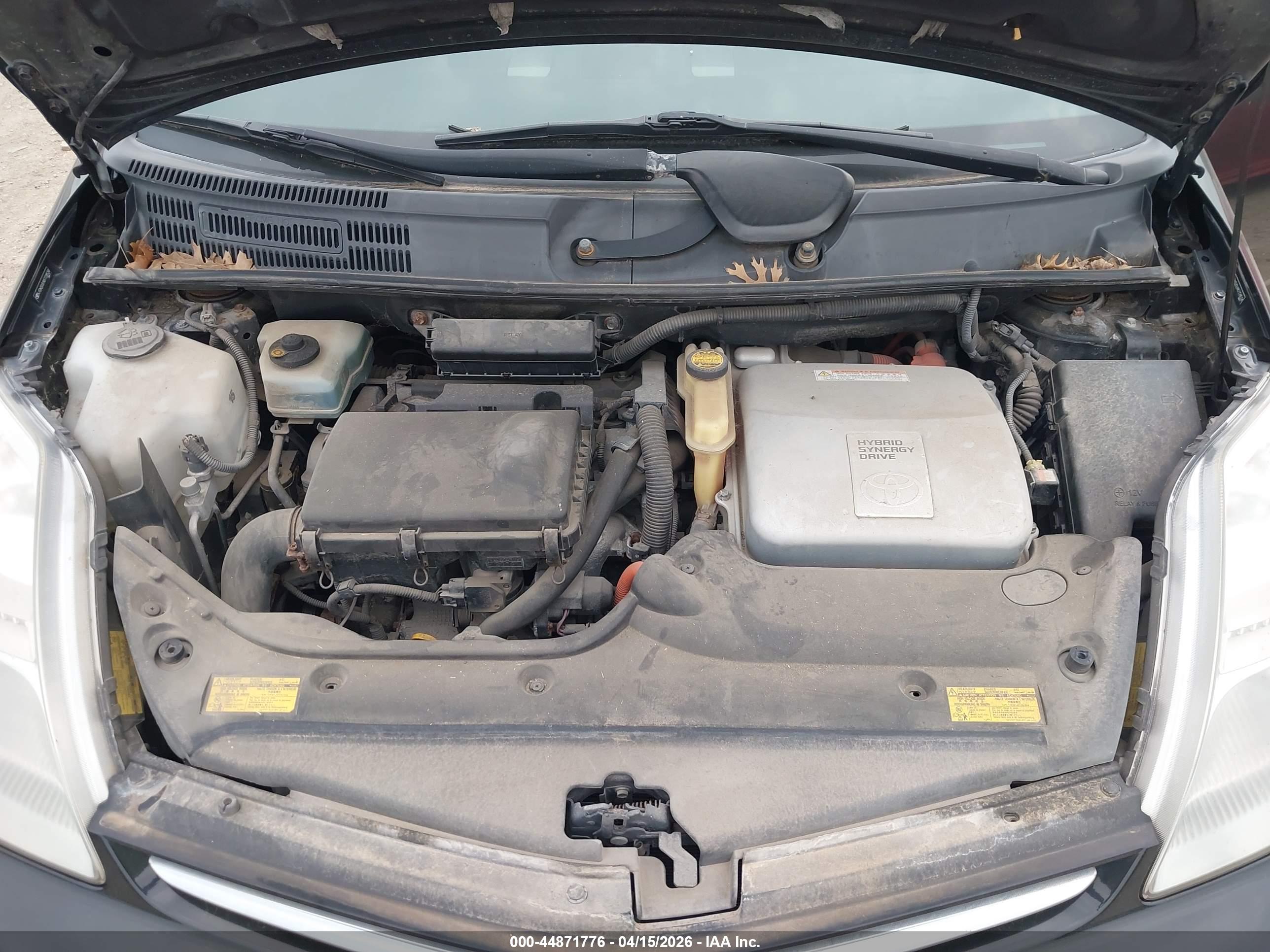 TOYOTA PRIUS image 10
