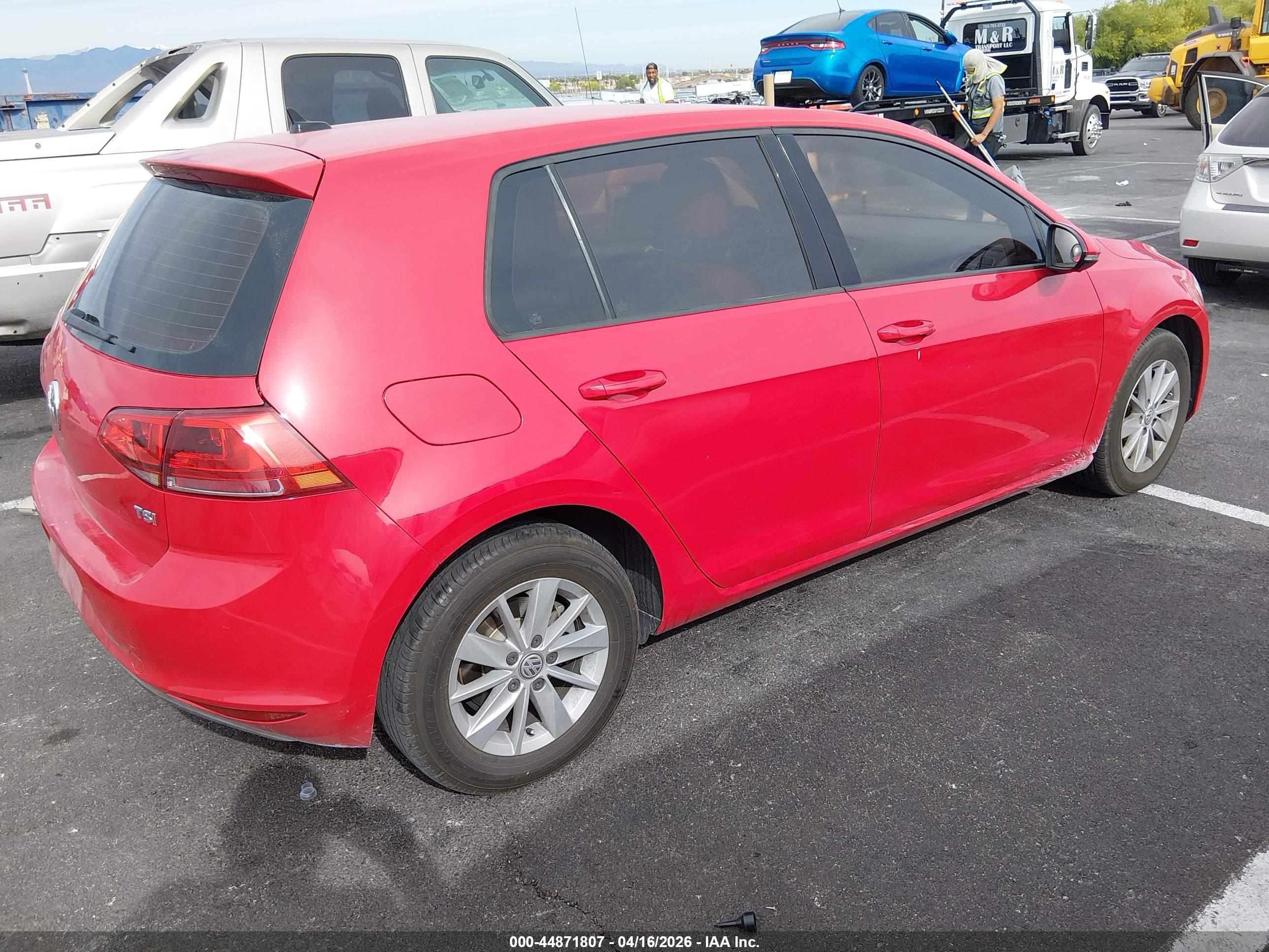 VOLKSWAGEN GOLF image 4