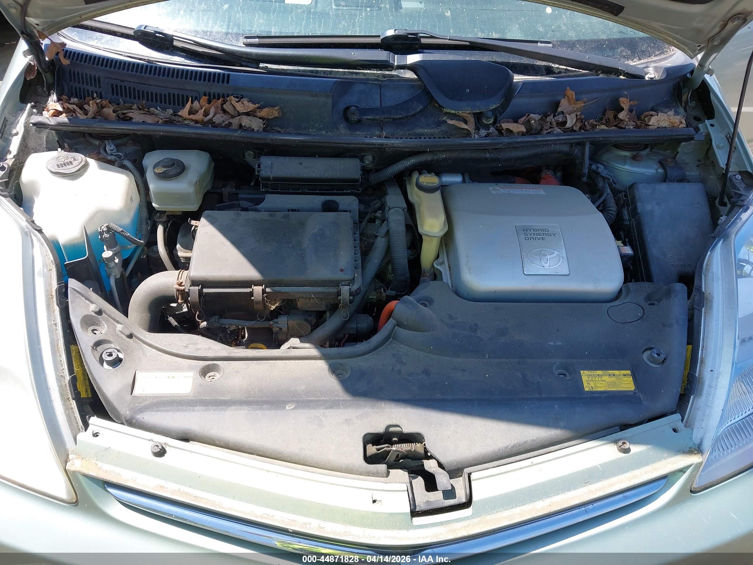 TOYOTA PRIUS image 10