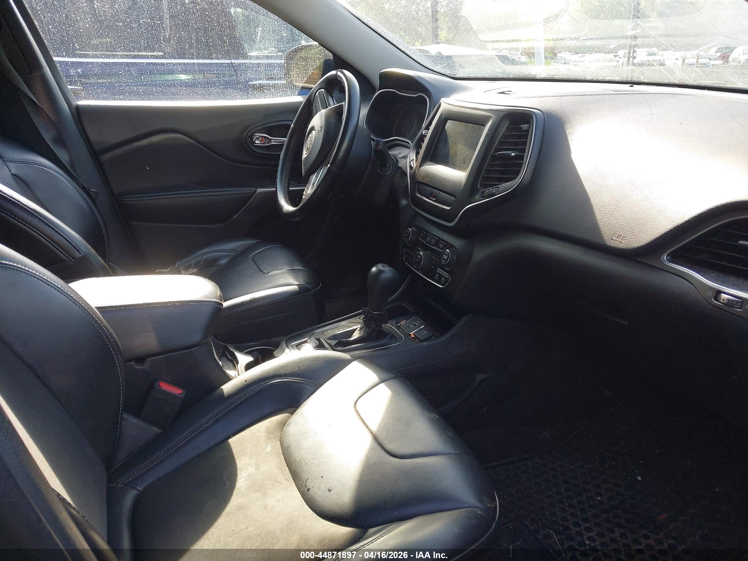 JEEP CHEROKEE image 5