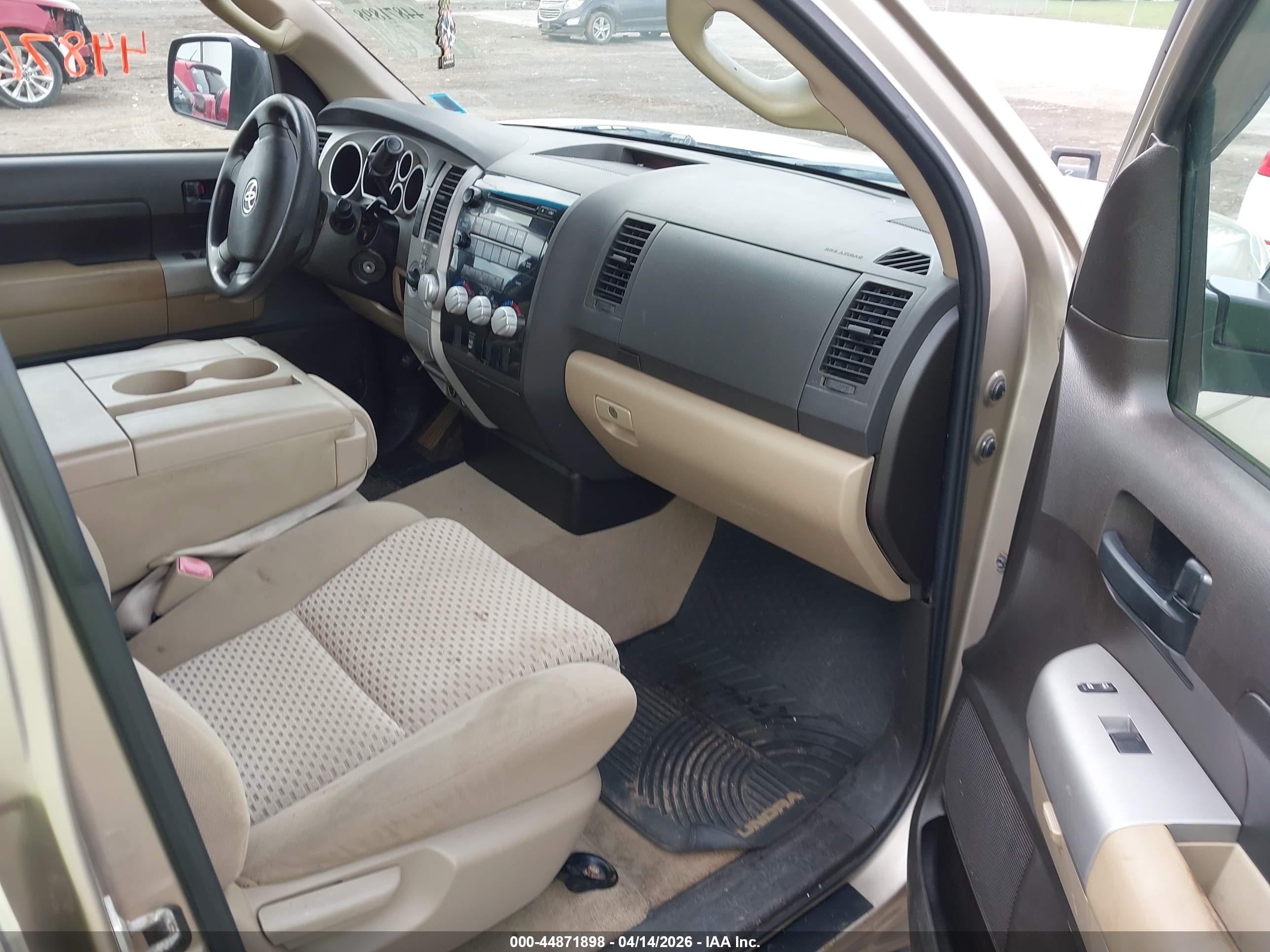 TOYOTA TUNDRA image 5