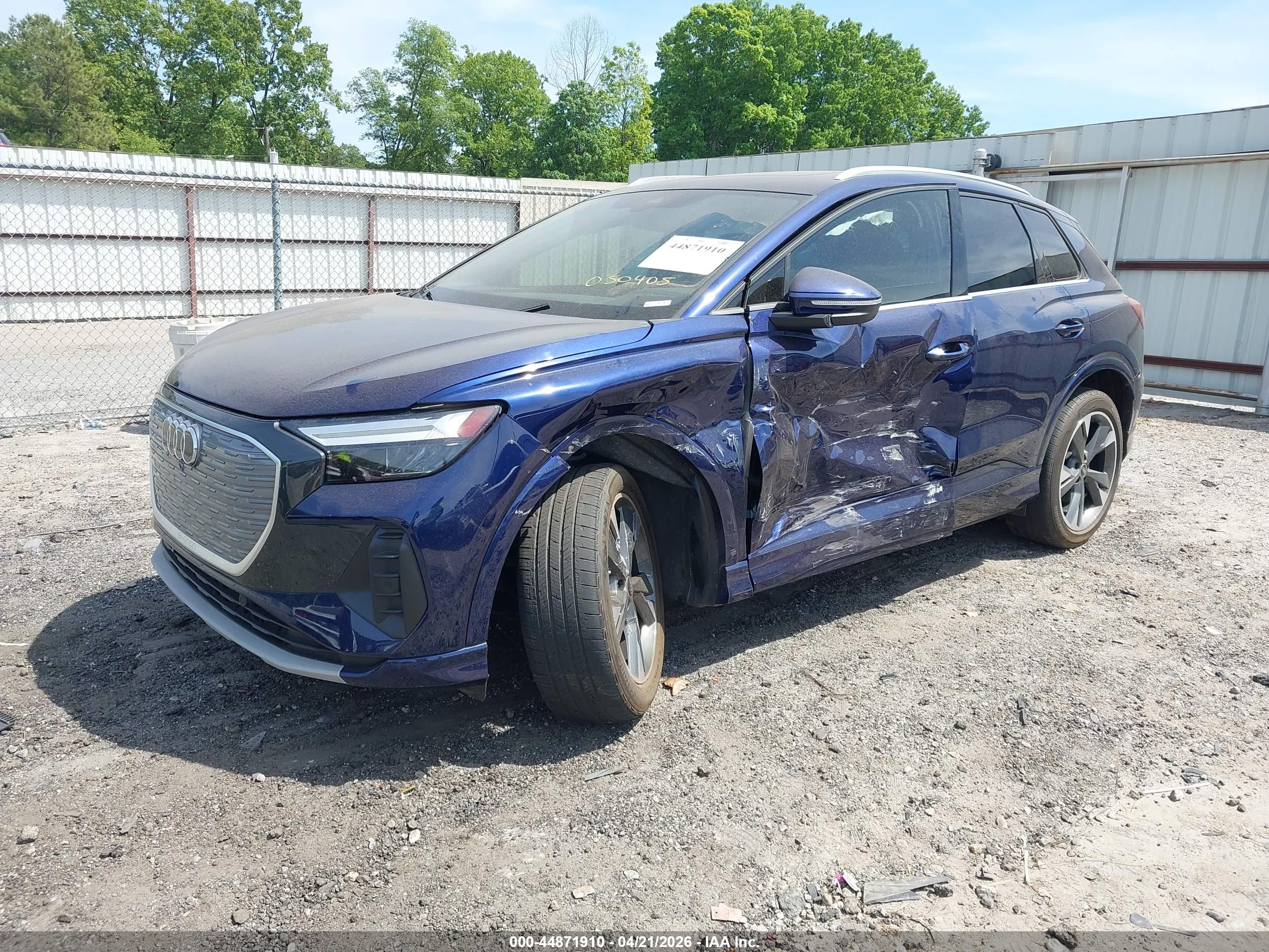 AUDI Q4 image 2