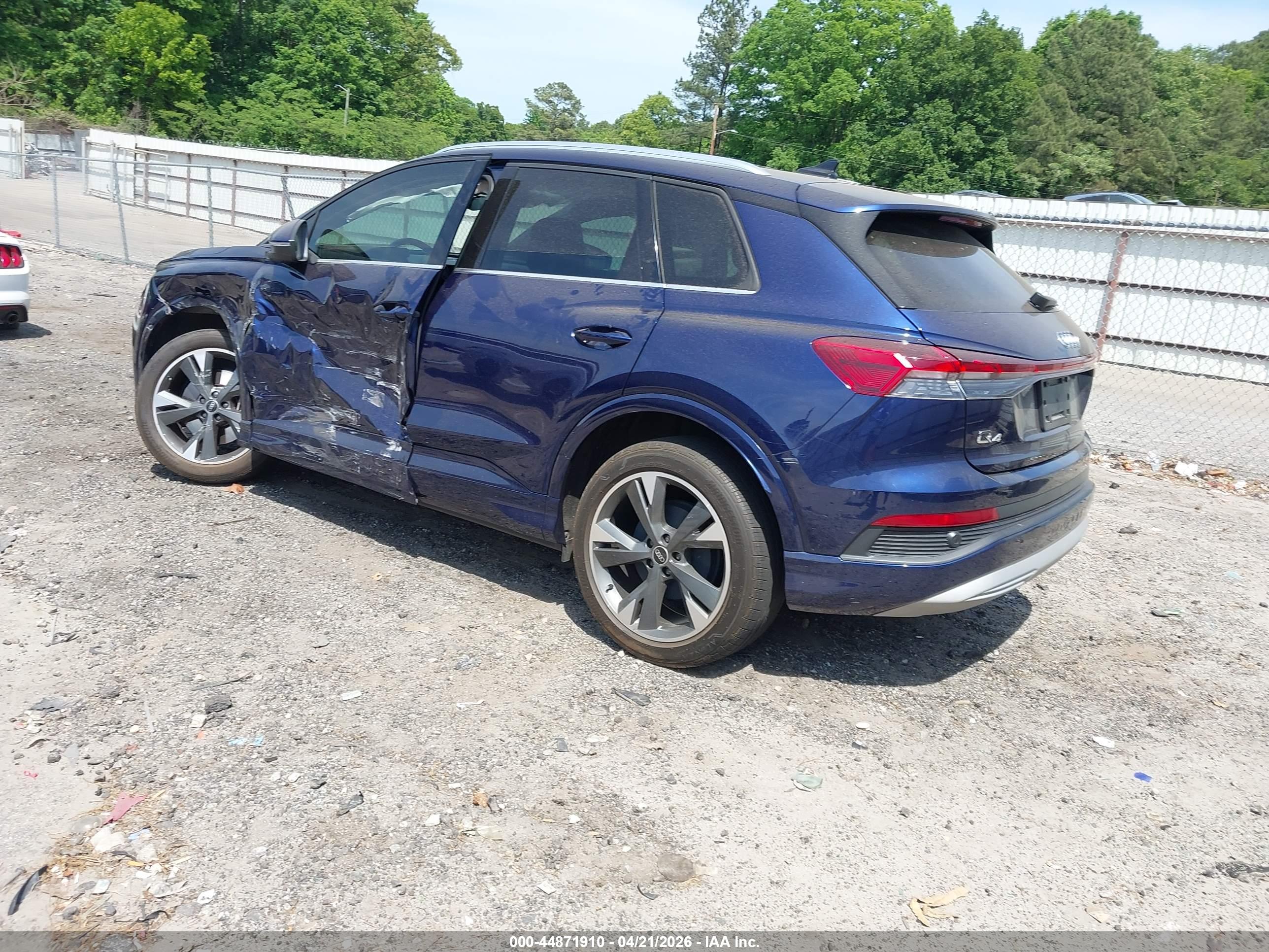 AUDI Q4 image 3
