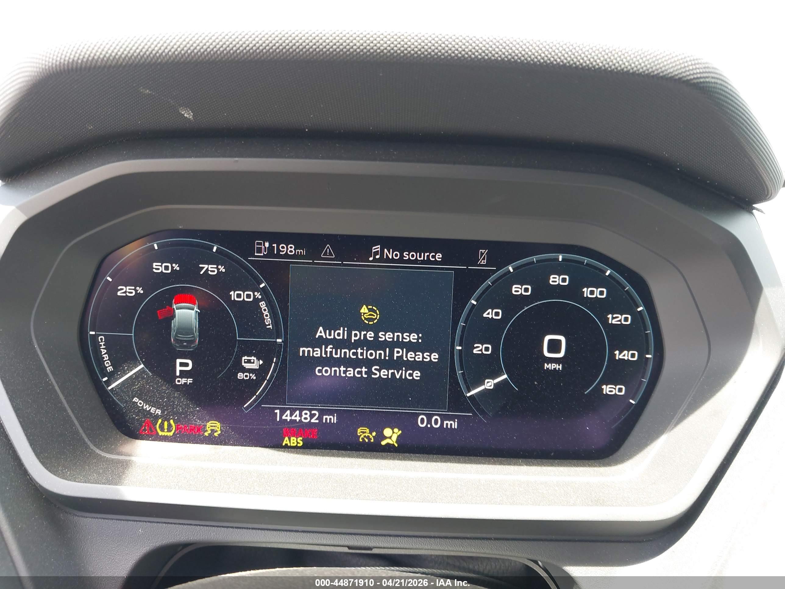 AUDI Q4 image 7