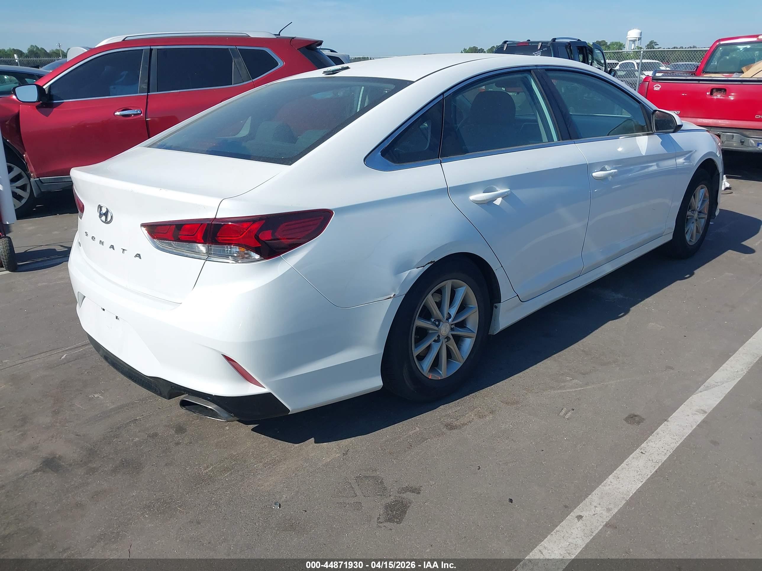 HYUNDAI SONATA image 4