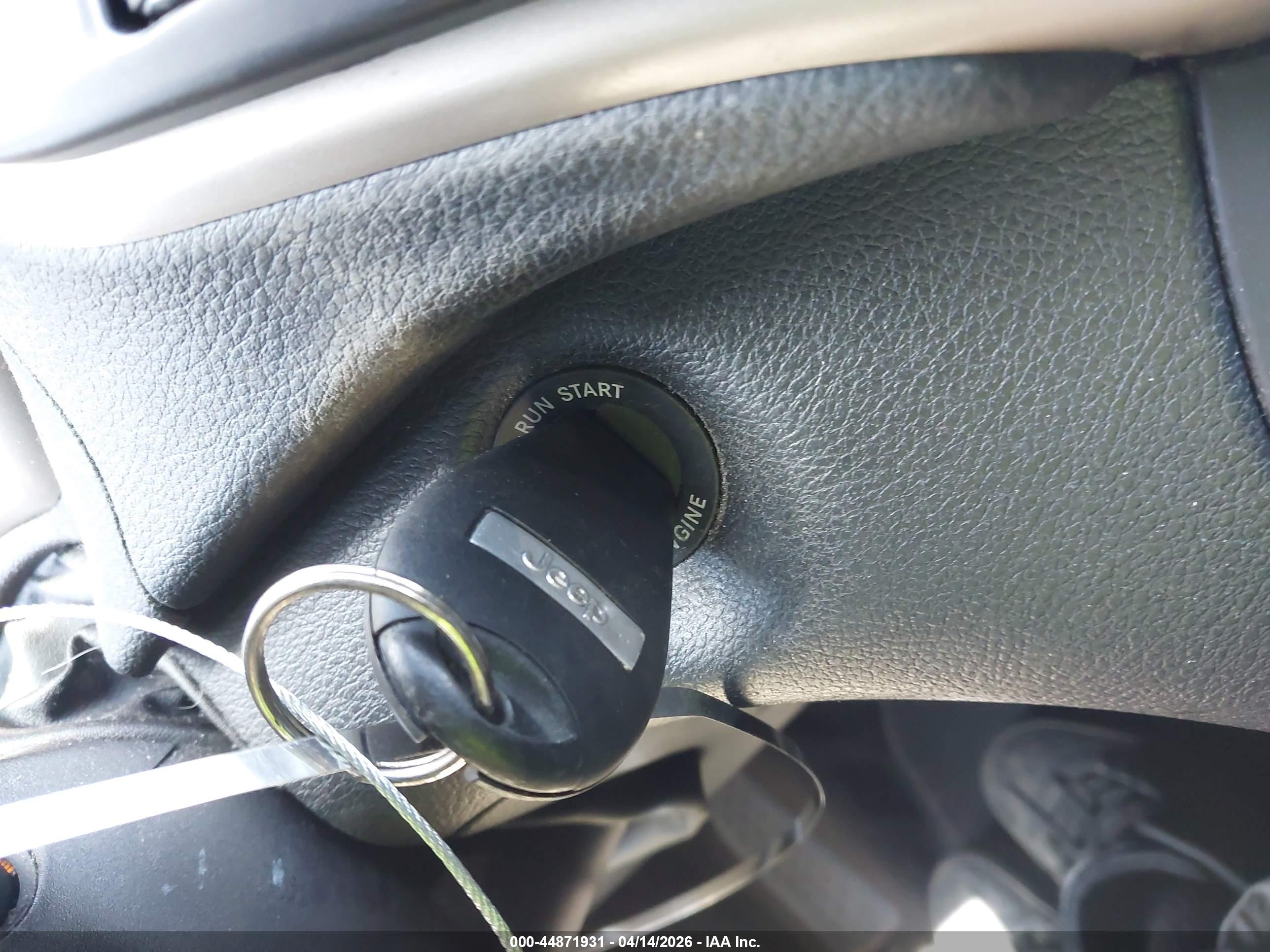 JEEP CHEROKEE image 11