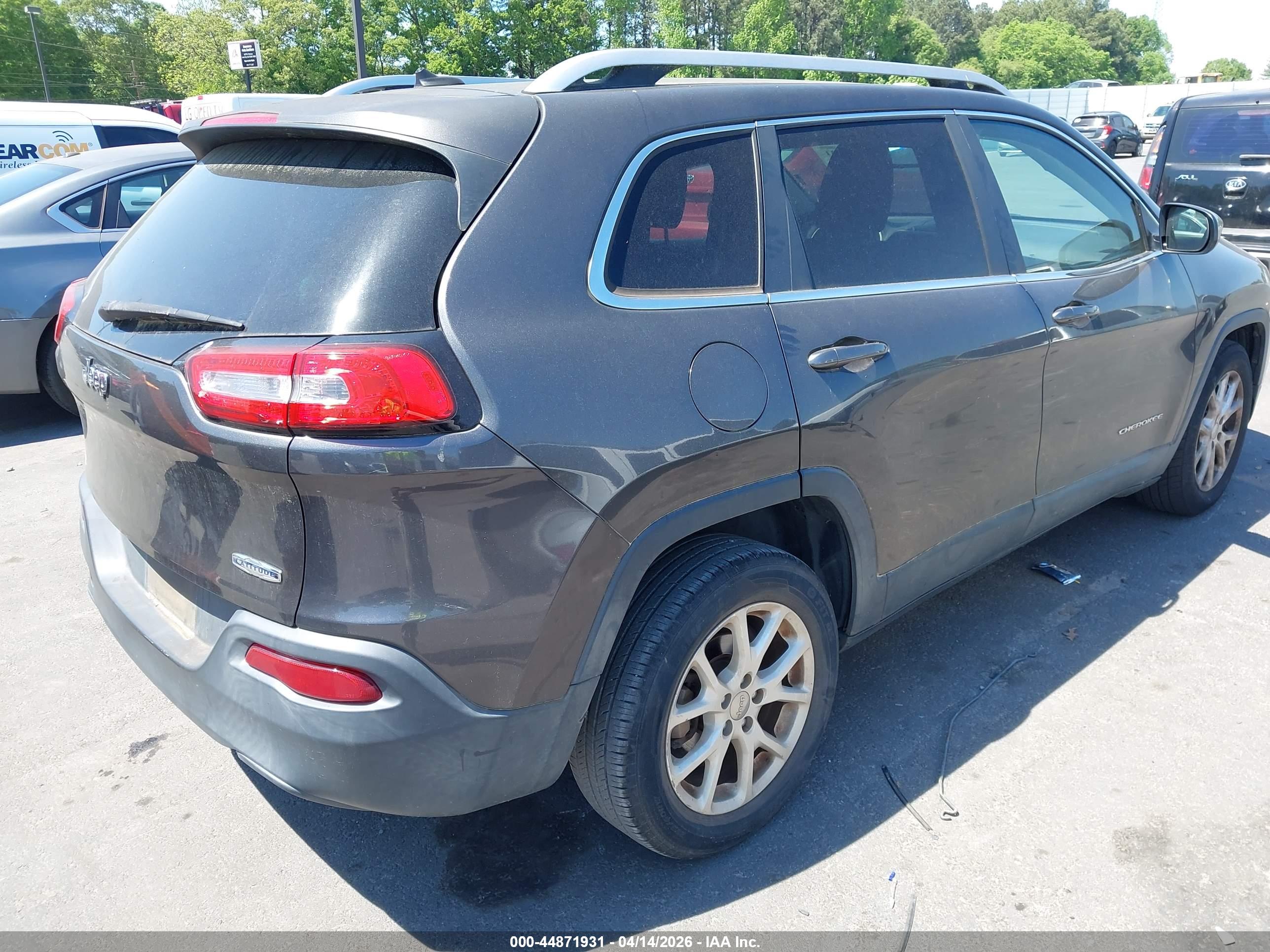 JEEP CHEROKEE image 4