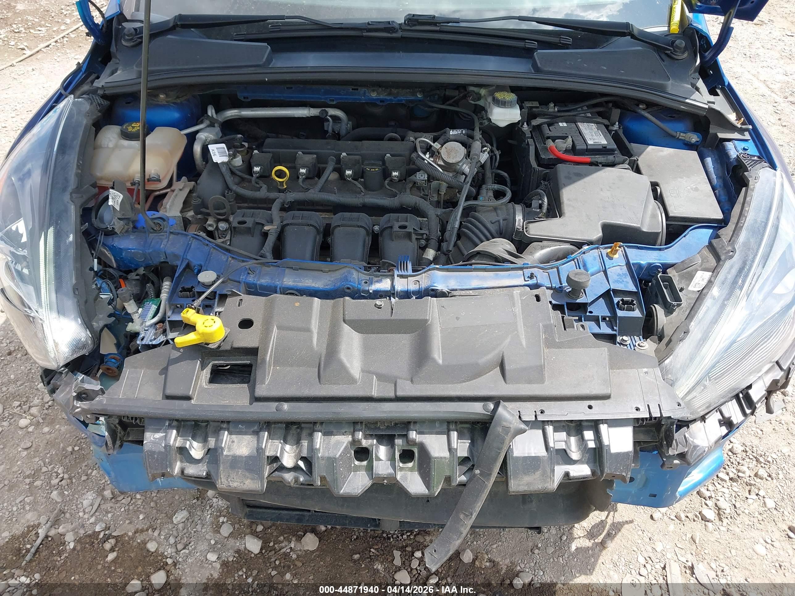 FORD FOCUS image 10
