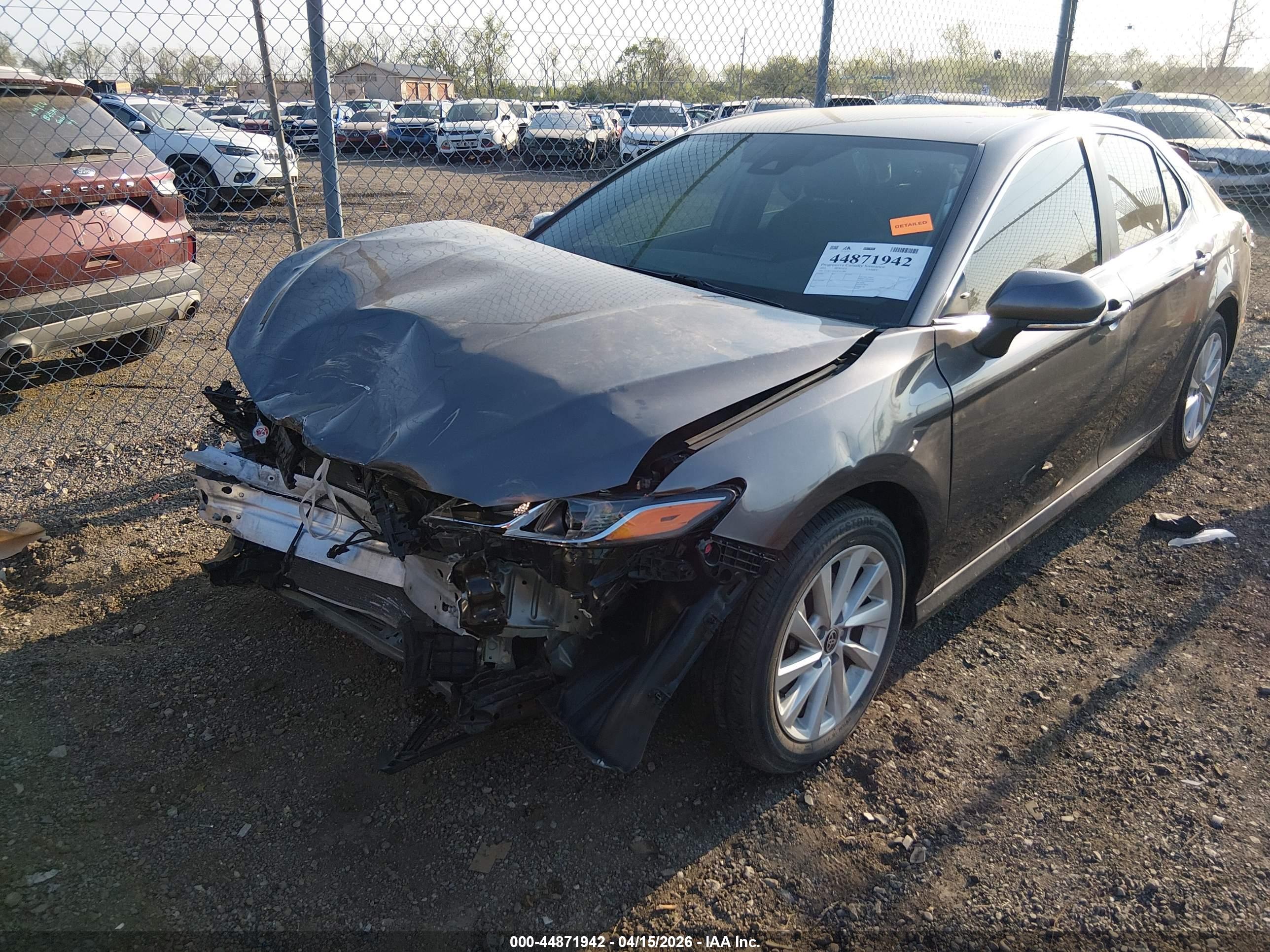 TOYOTA CAMRY image 6
