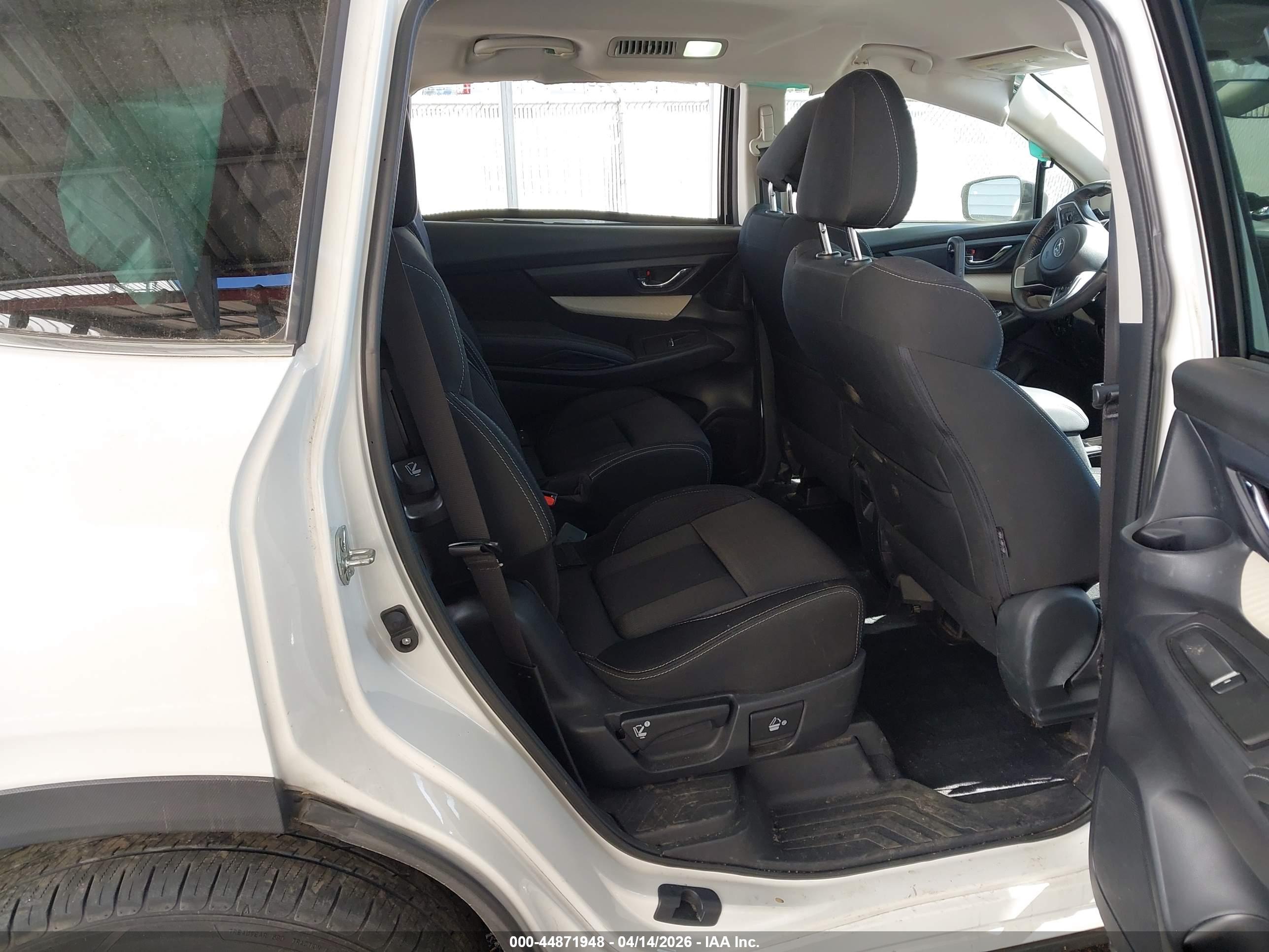 SUBARU ASCENT image 8