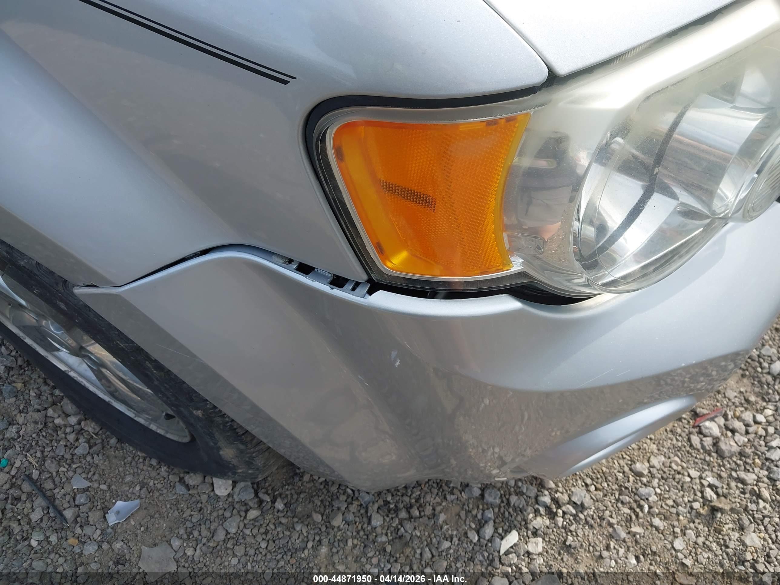 FORD ESCAPE image 6