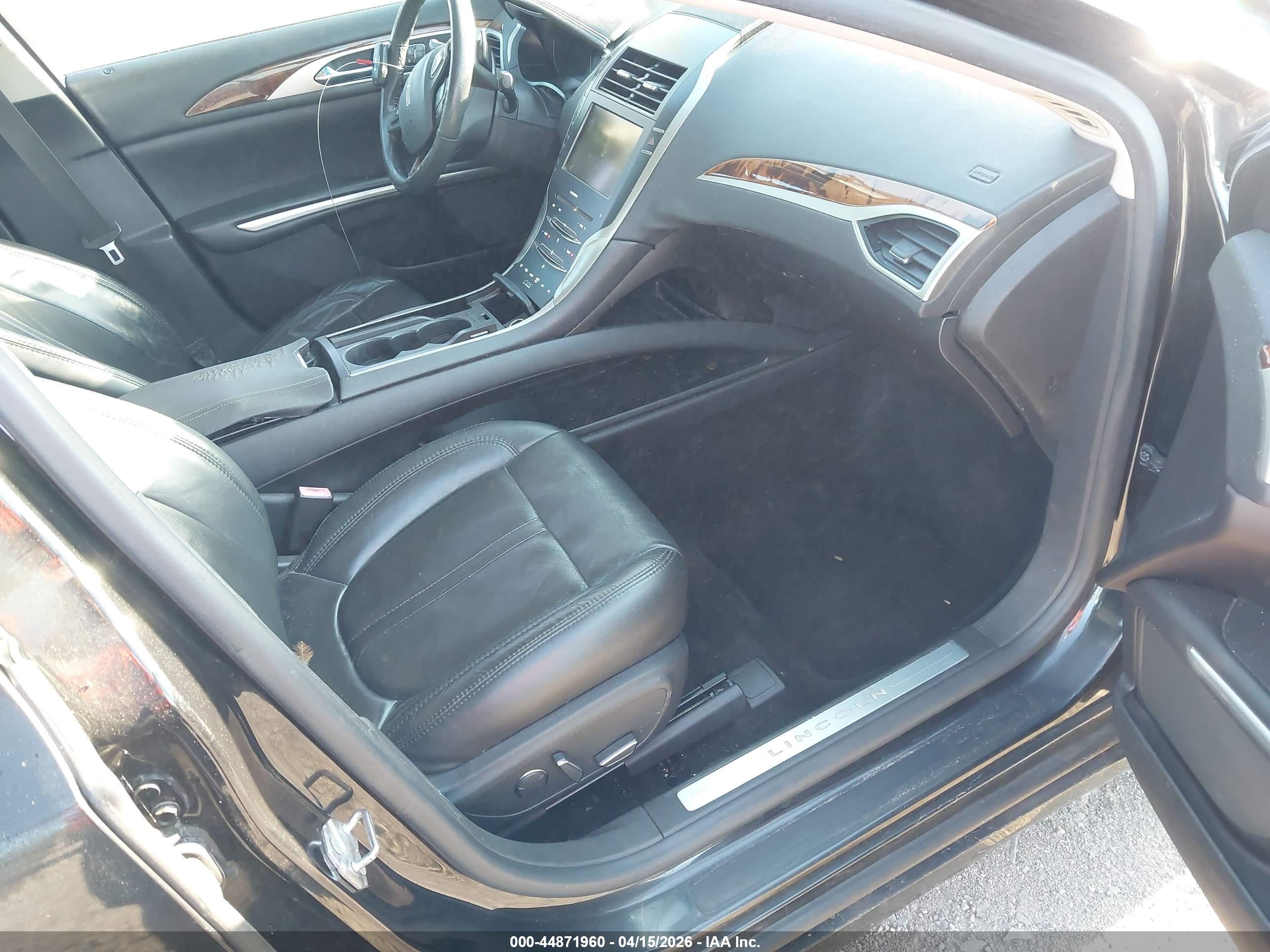 LINCOLN MKZ image 5