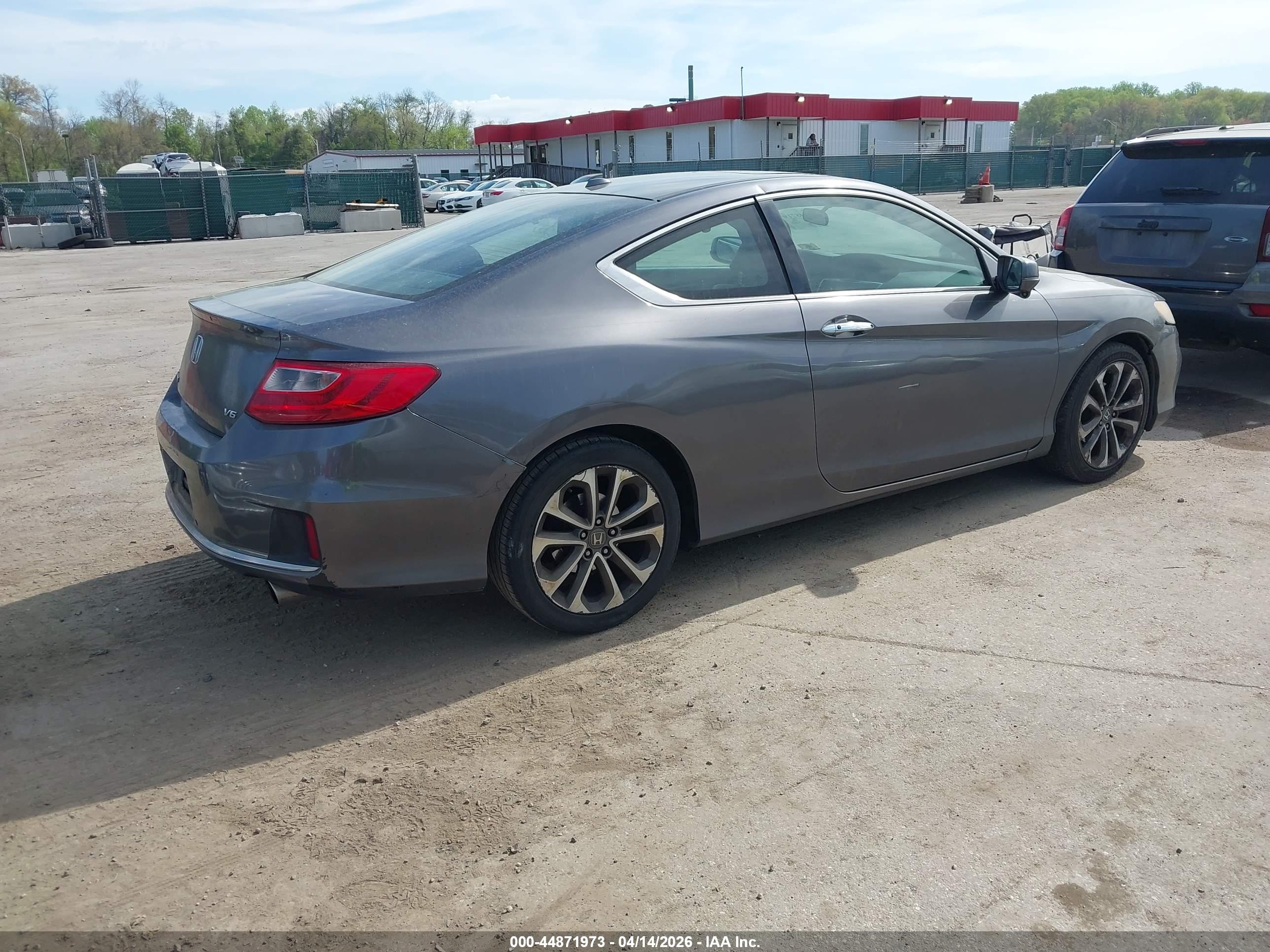 HONDA ACCORD image 4