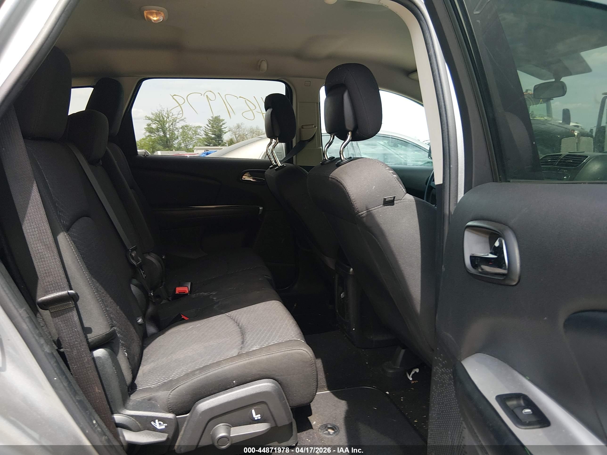 DODGE JOURNEY image 8