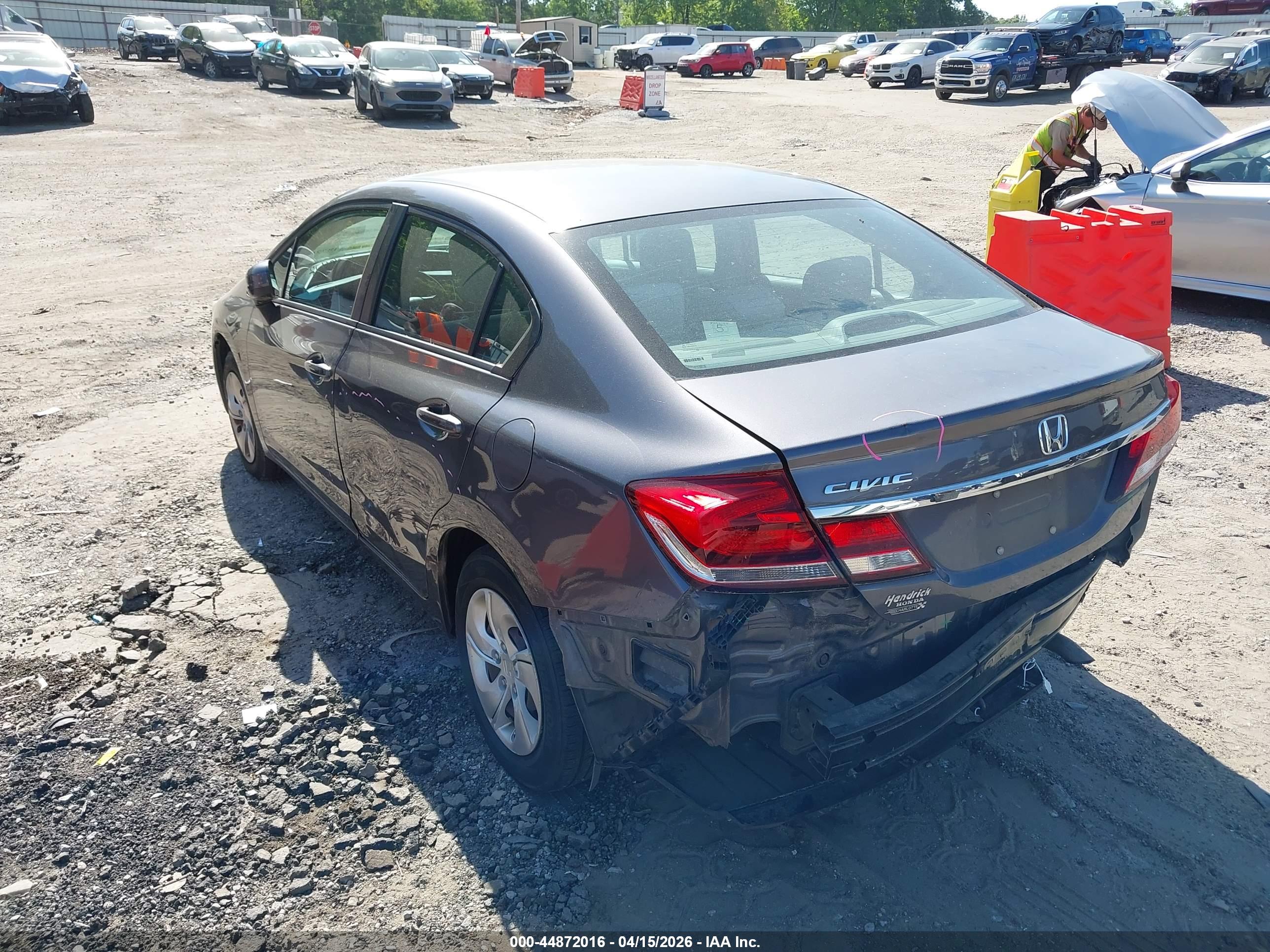 HONDA CIVIC image 3