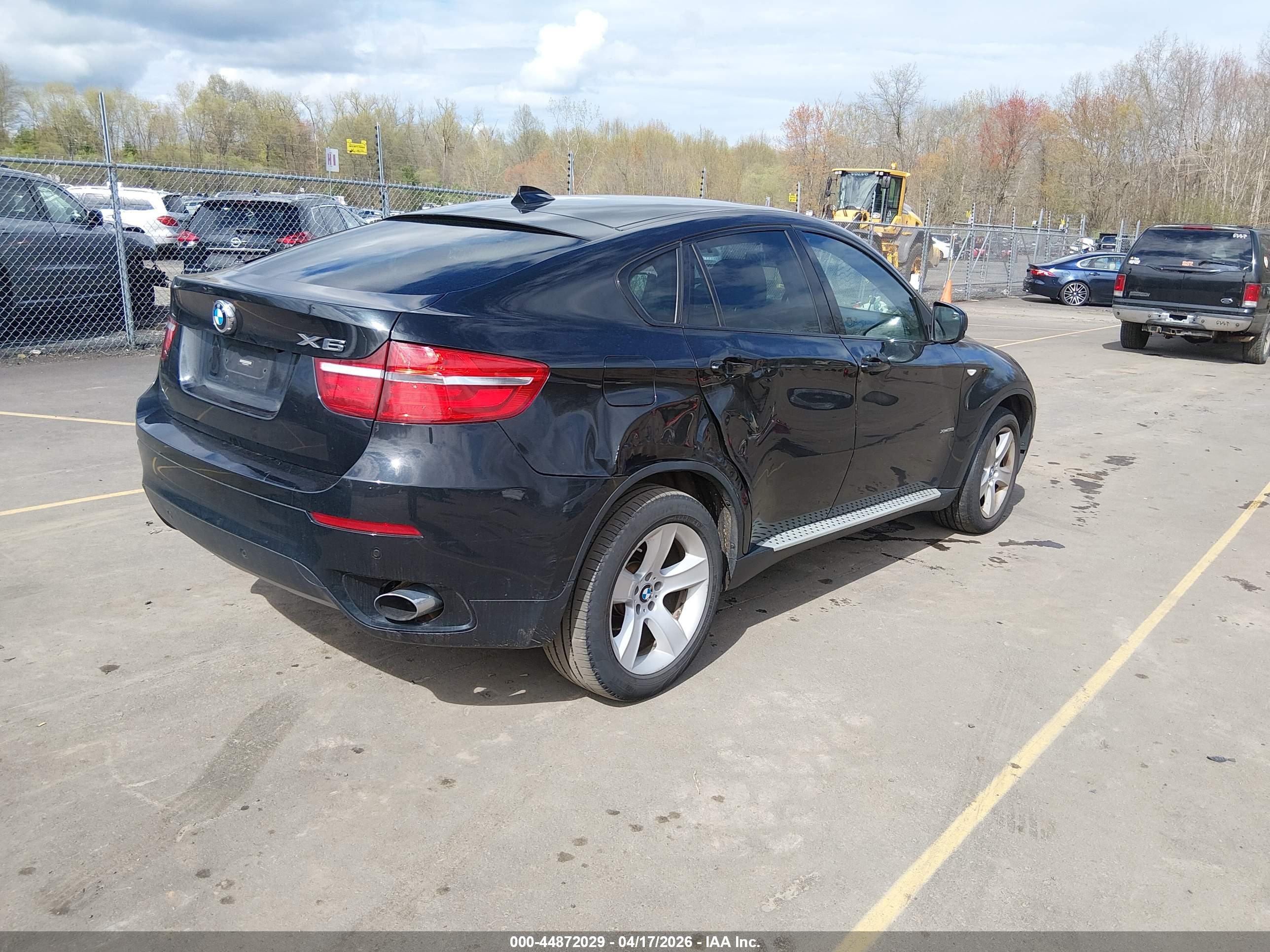 BMW X6 image 4