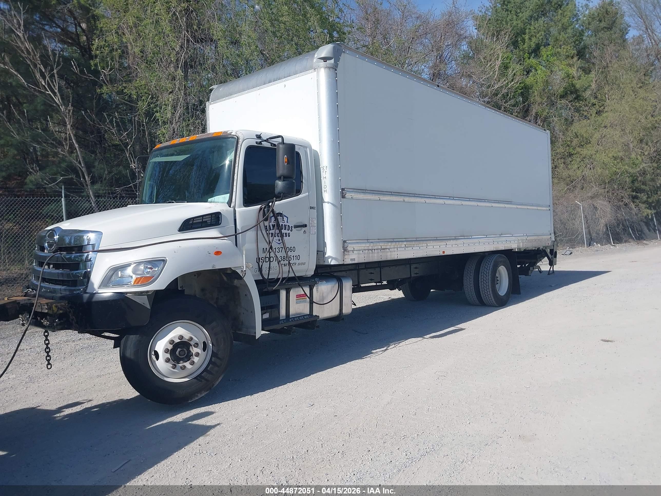 HINO 258/268 image 2