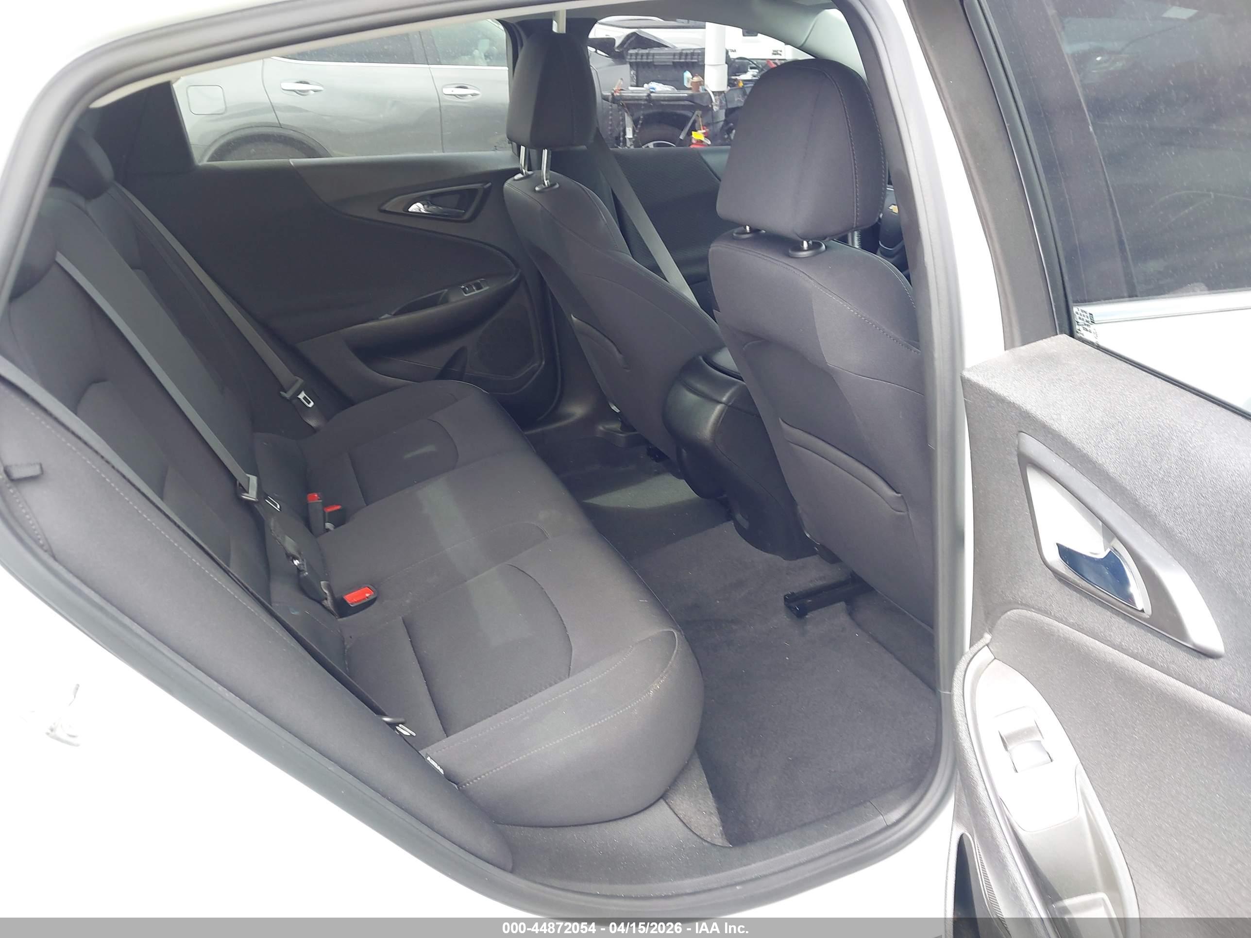 CHEVROLET MALIBU image 8