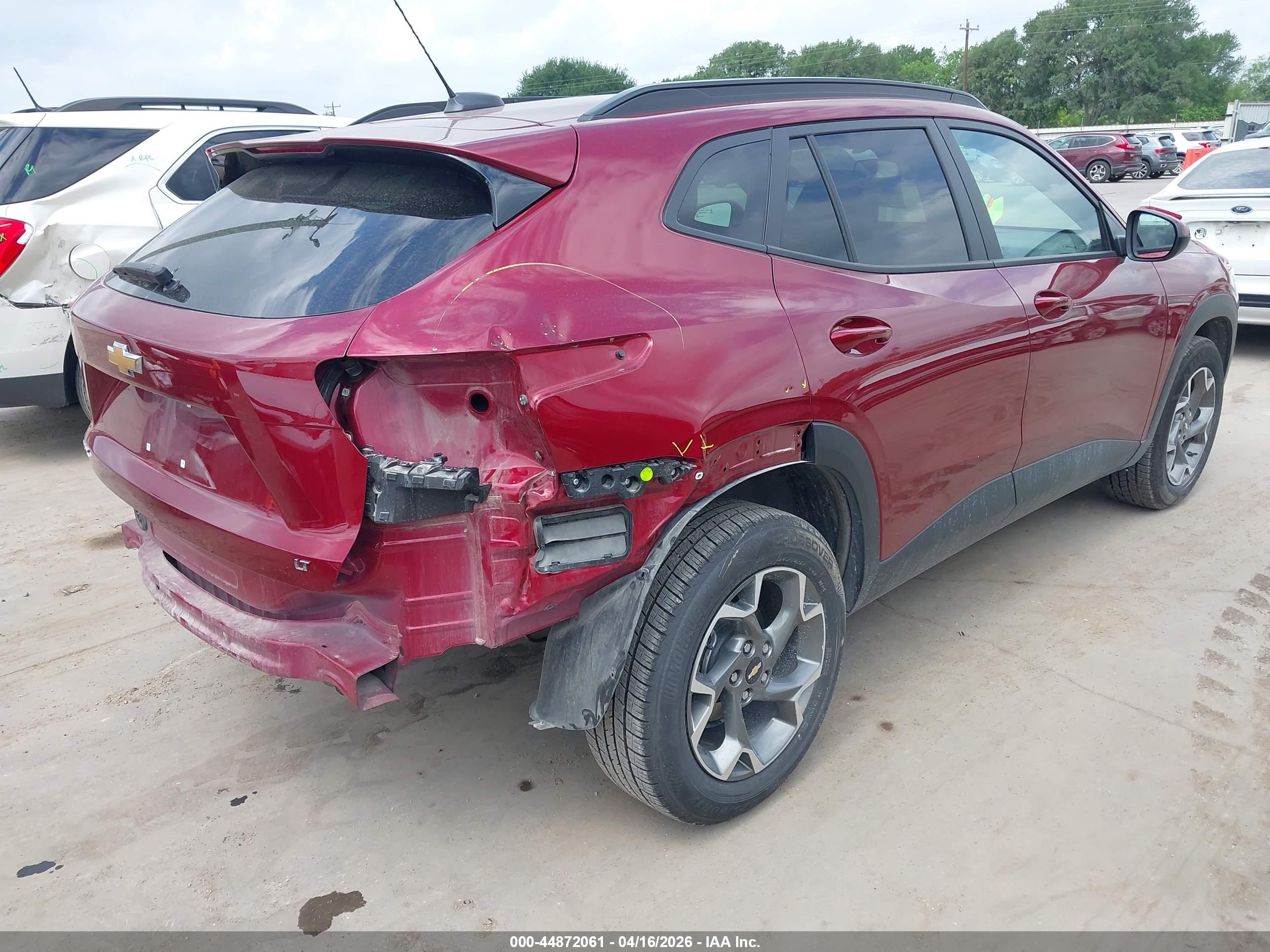 CHEVROLET TRAX image 4