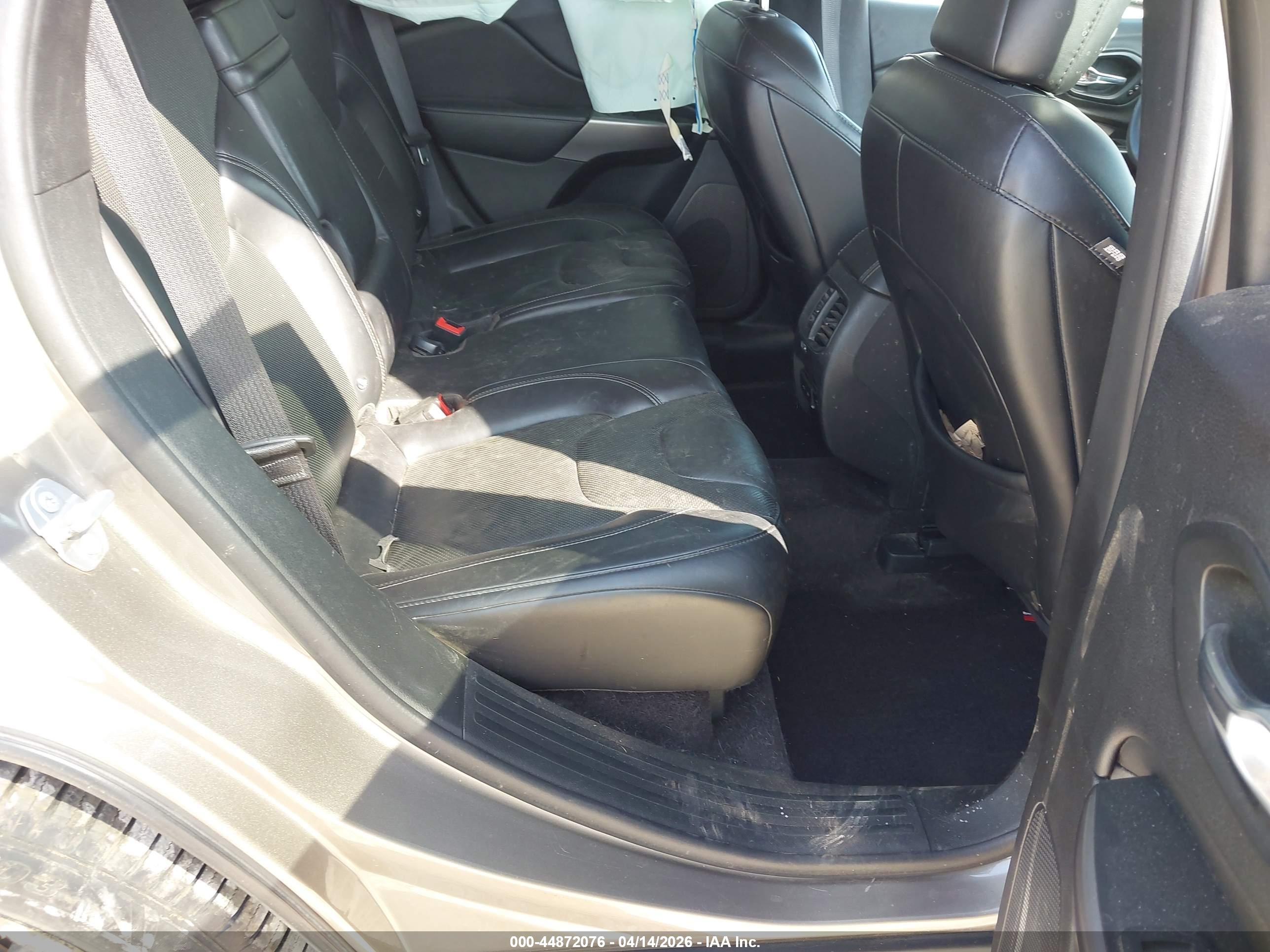 JEEP CHEROKEE image 8