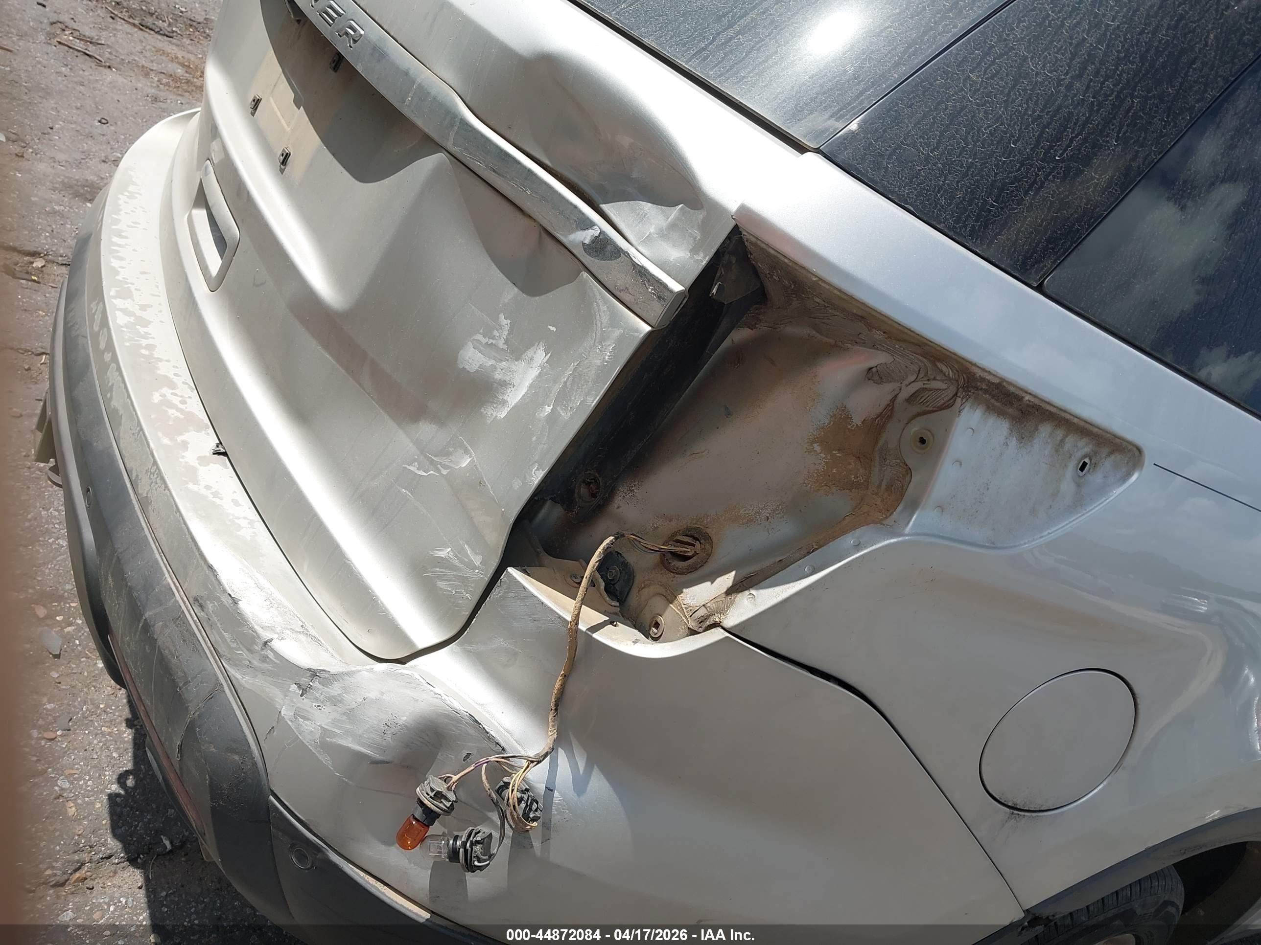FORD EXPLORER image 6