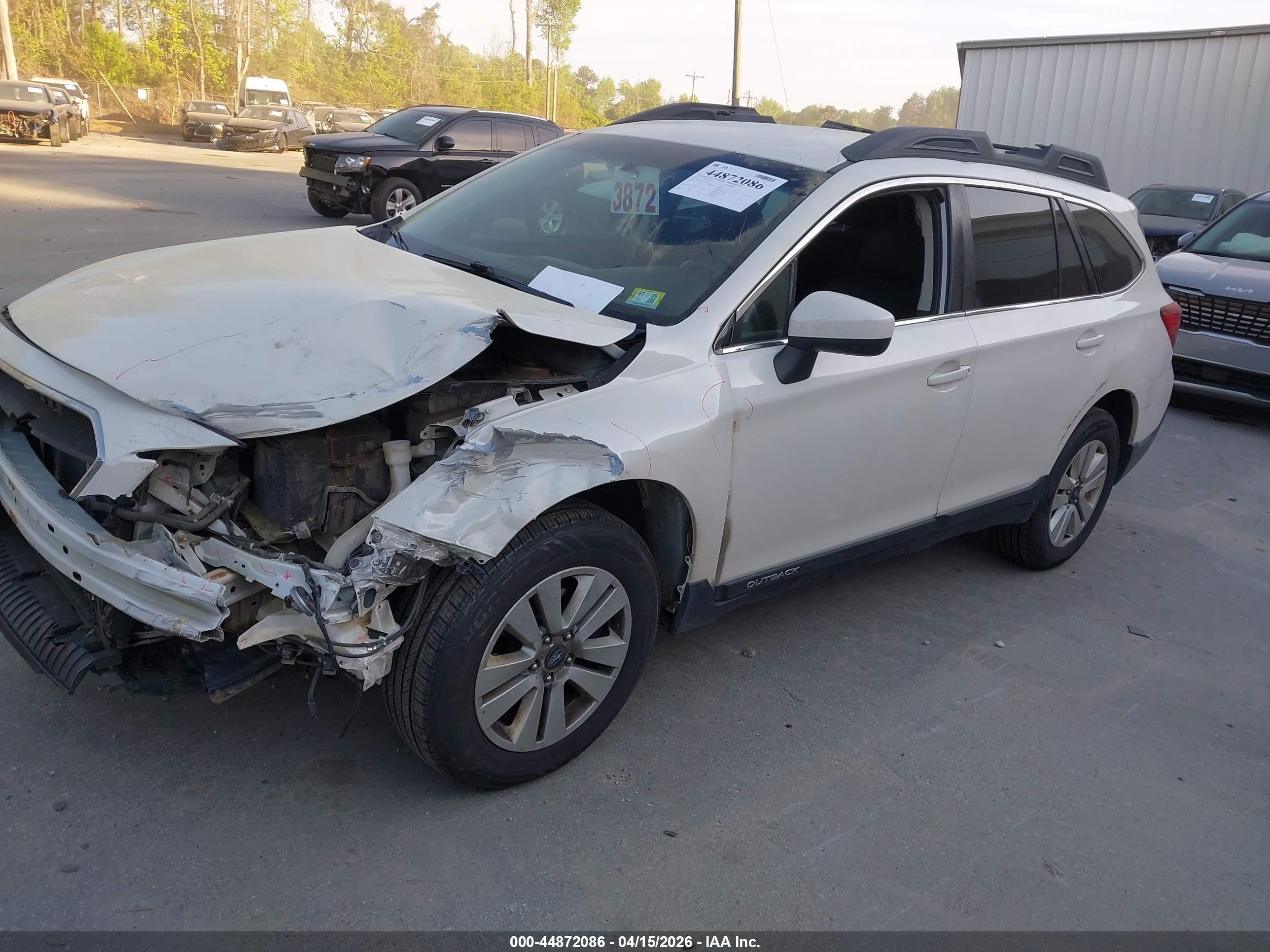 SUBARU OUTBACK image 2