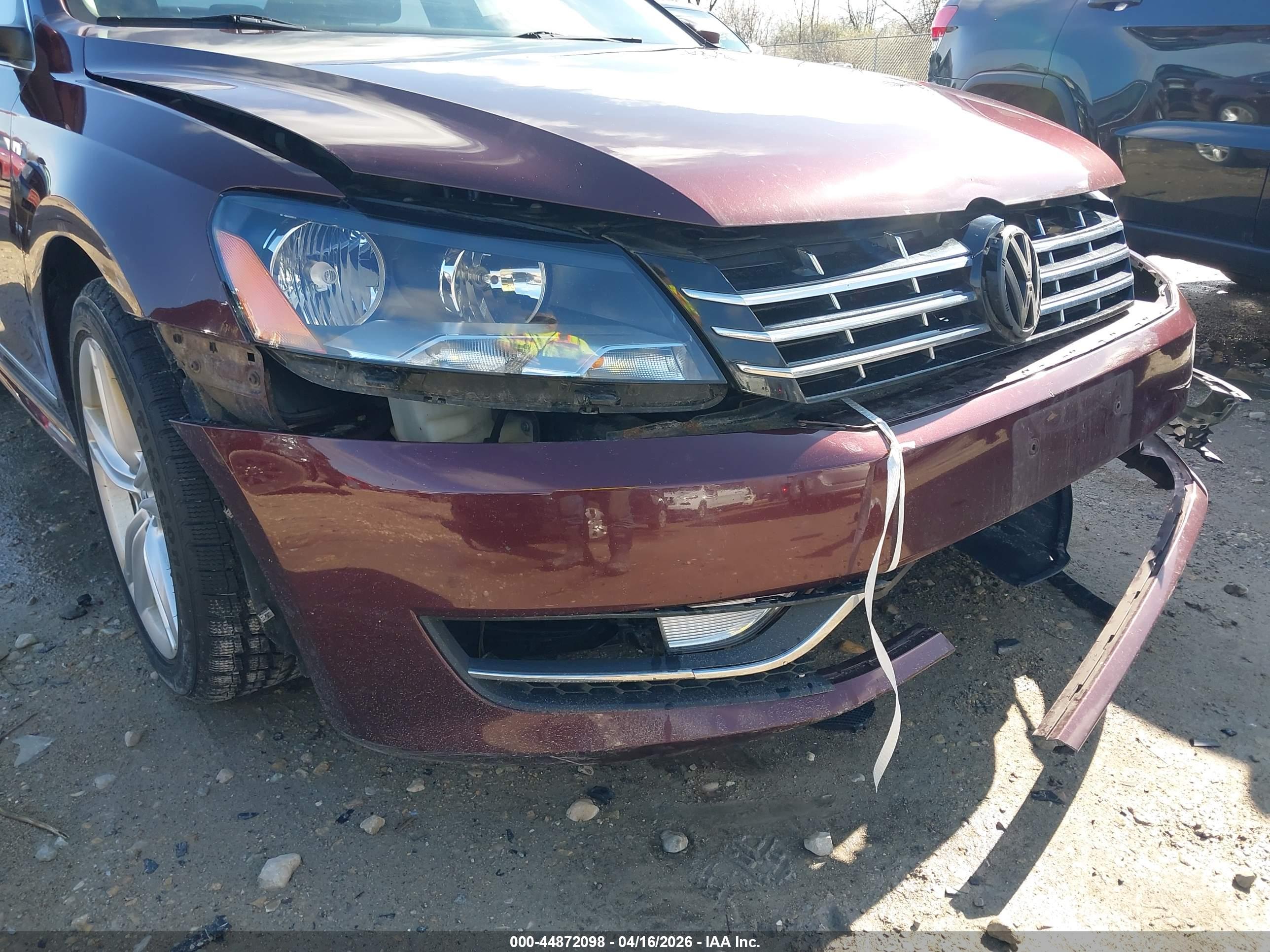 VOLKSWAGEN PASSAT image 6