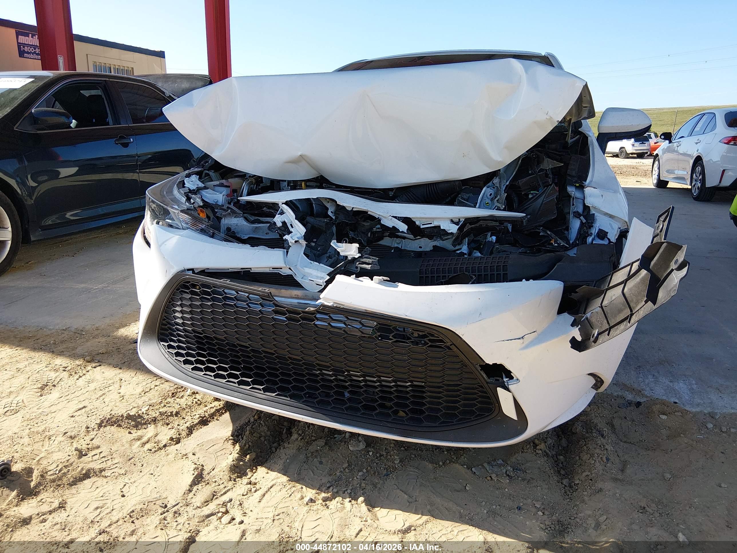 TOYOTA COROLLA image 6