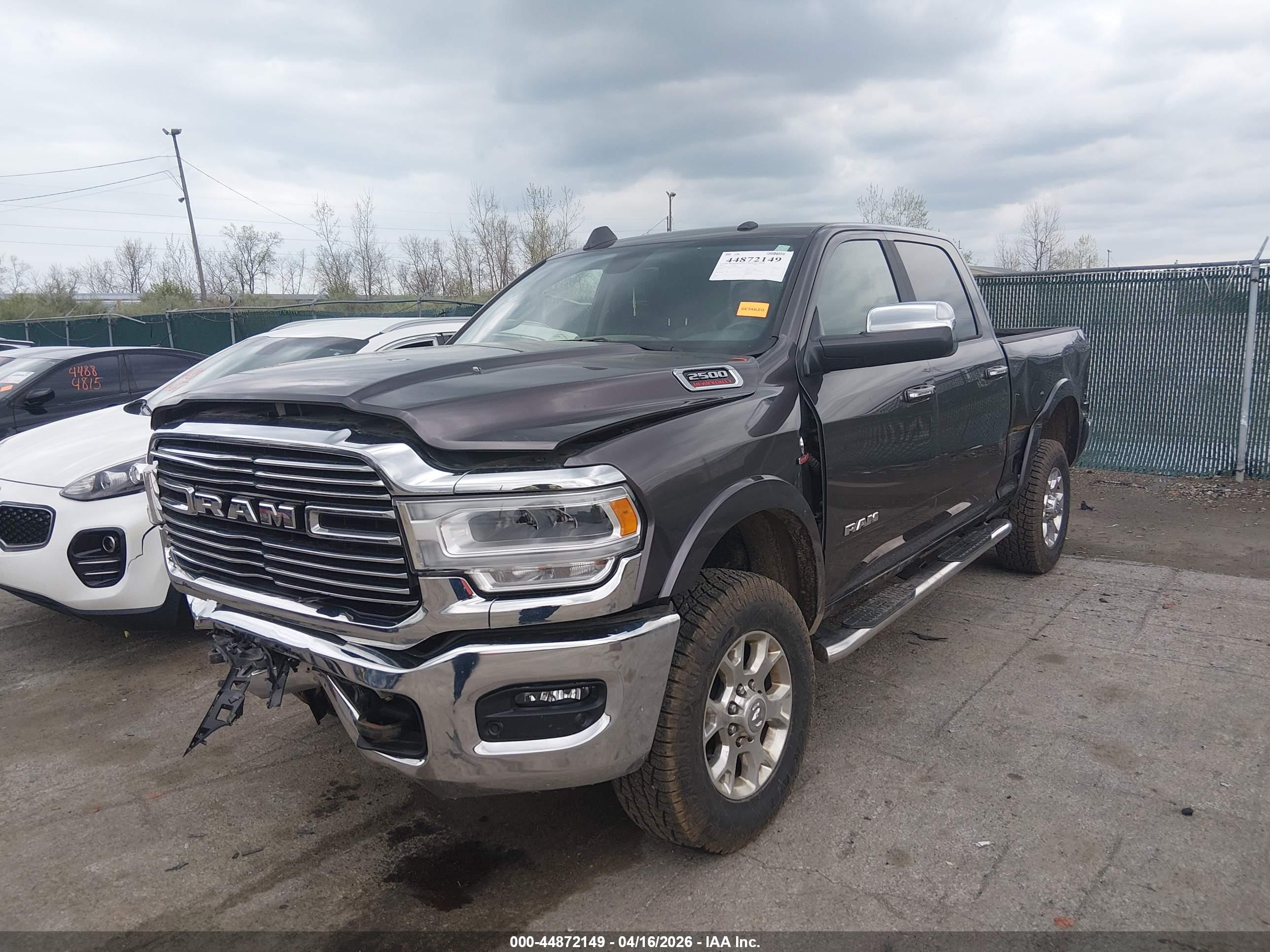 RAM 2500 image 2