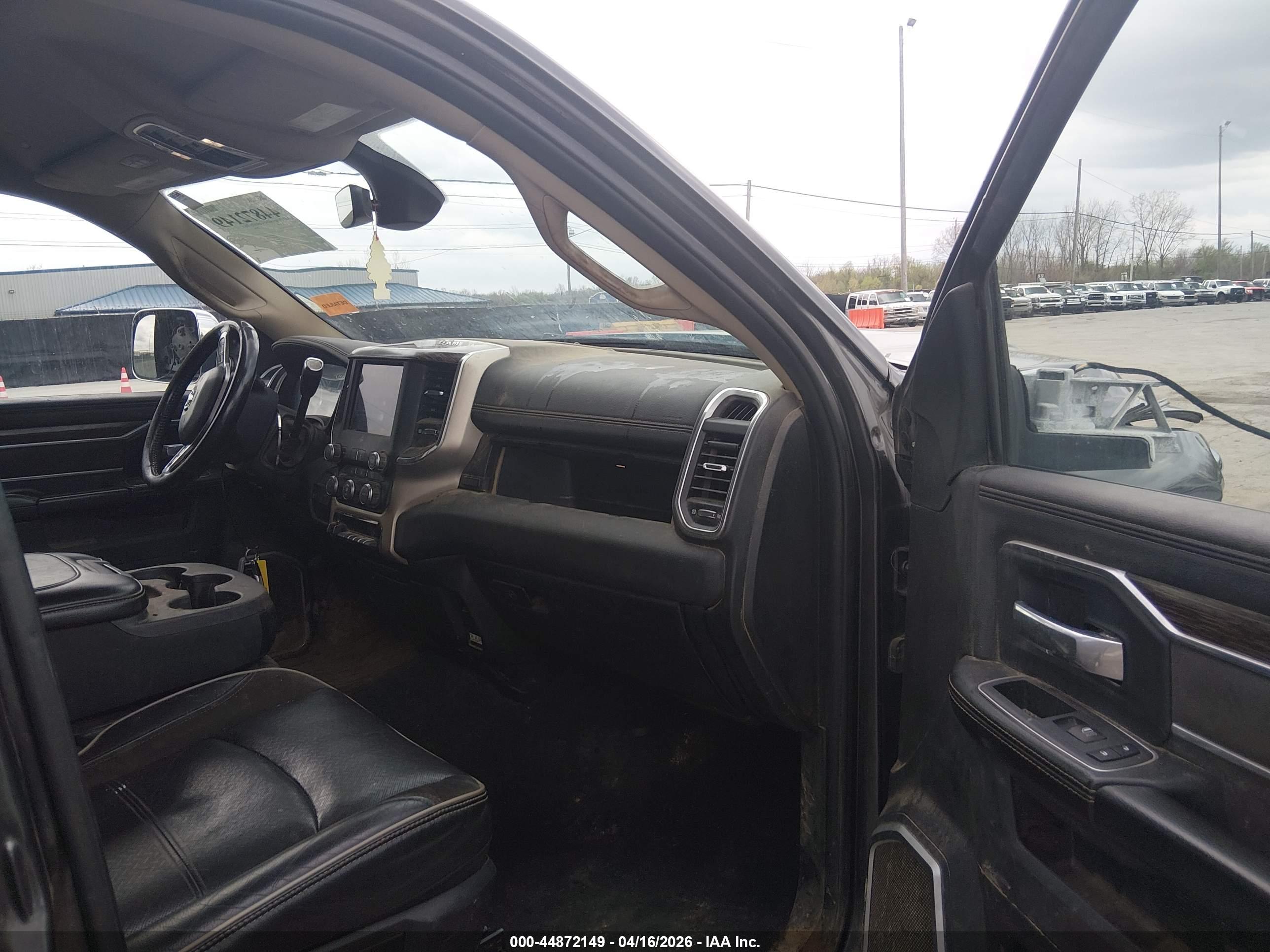 RAM 2500 image 5