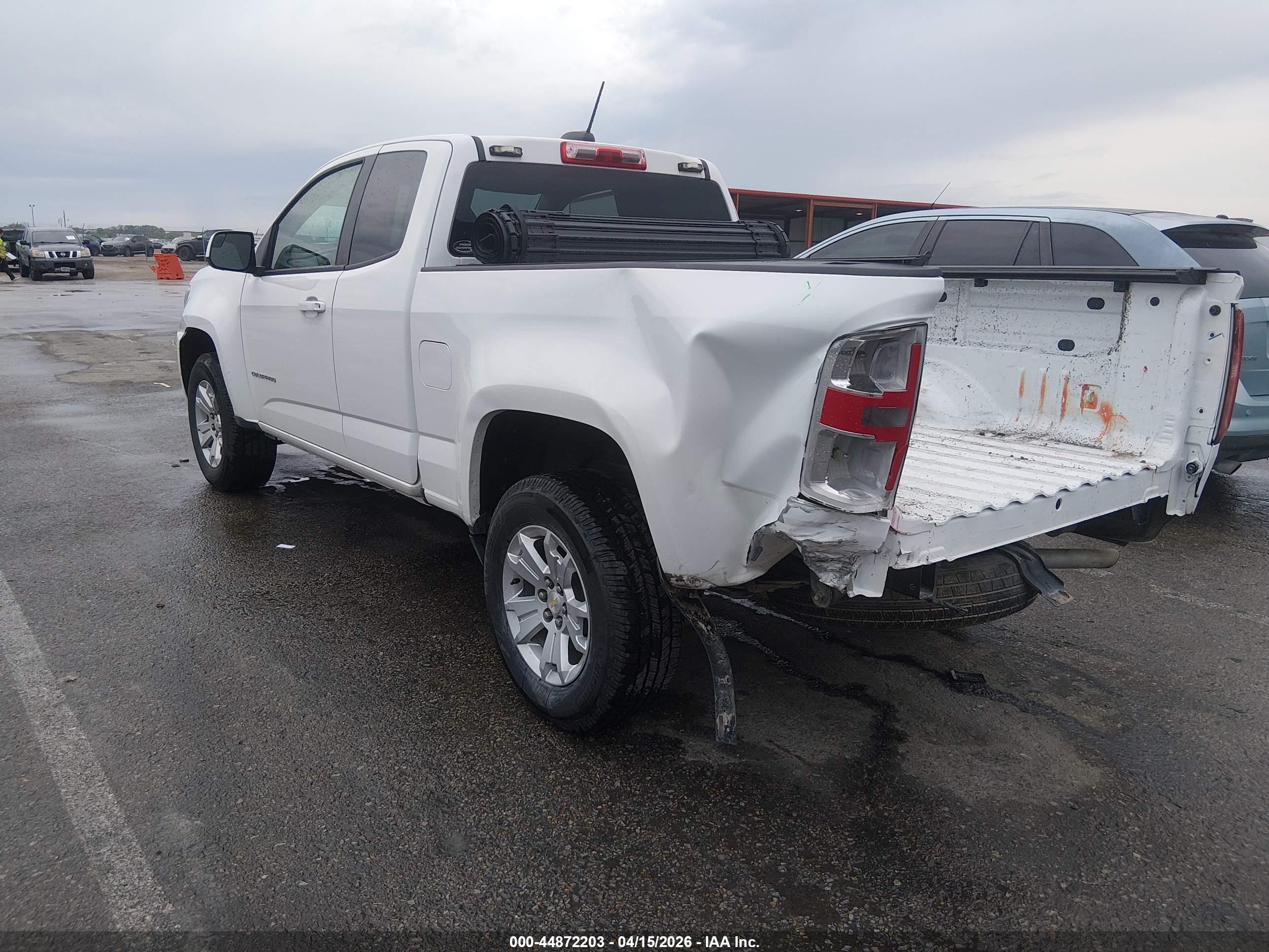 CHEVROLET COLORADO image 3
