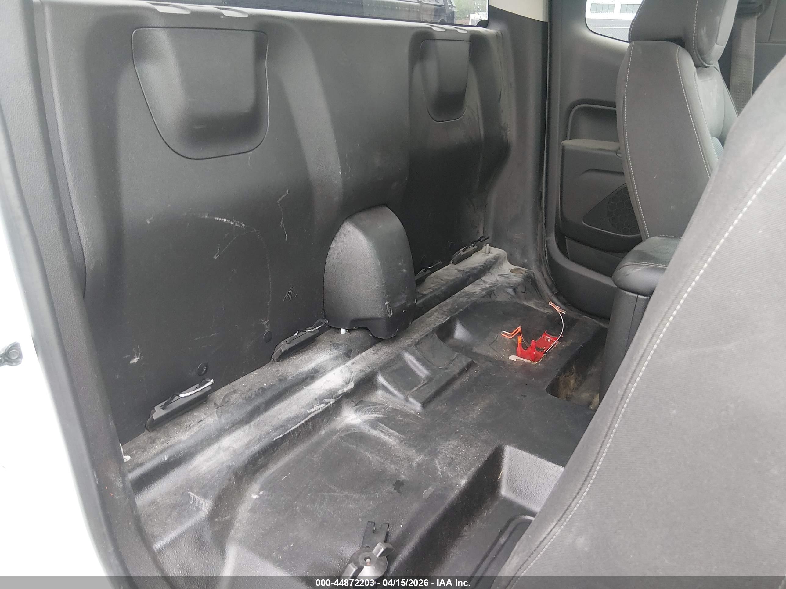 CHEVROLET COLORADO image 8