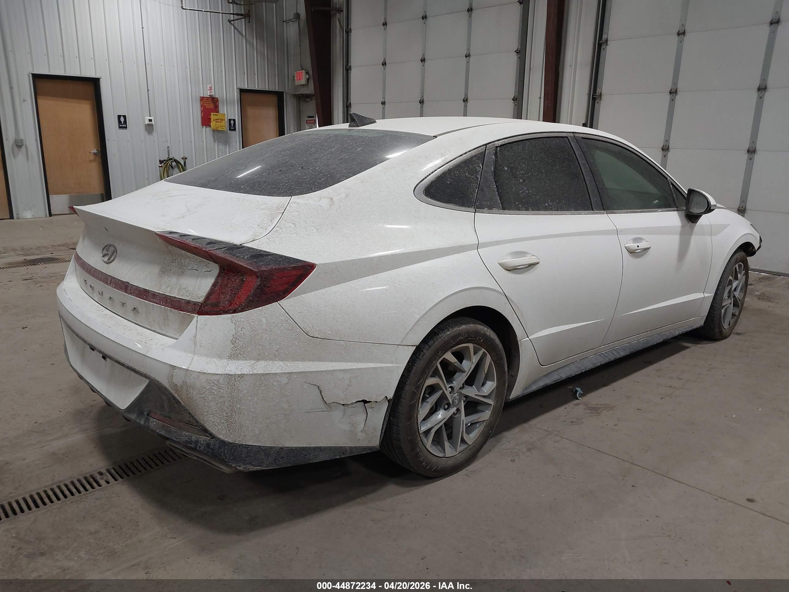 HYUNDAI SONATA image 4