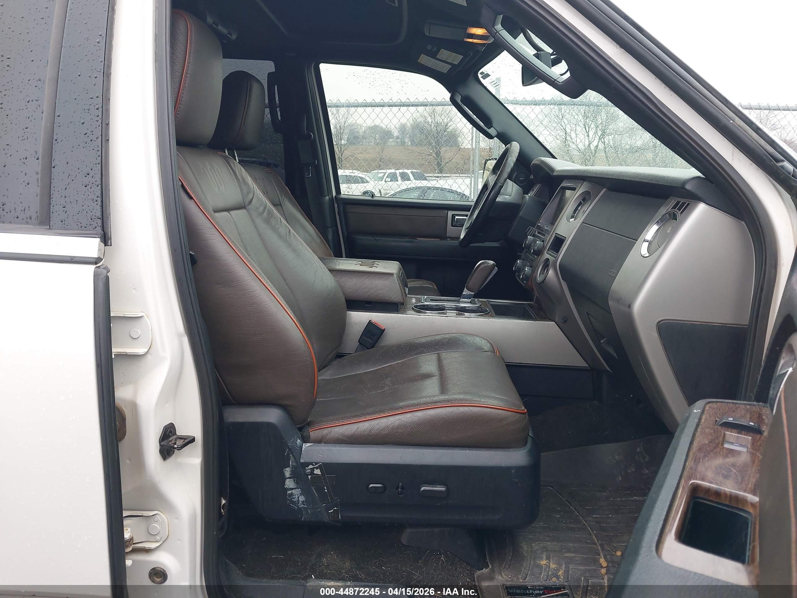 FORD EXPEDITION image 5