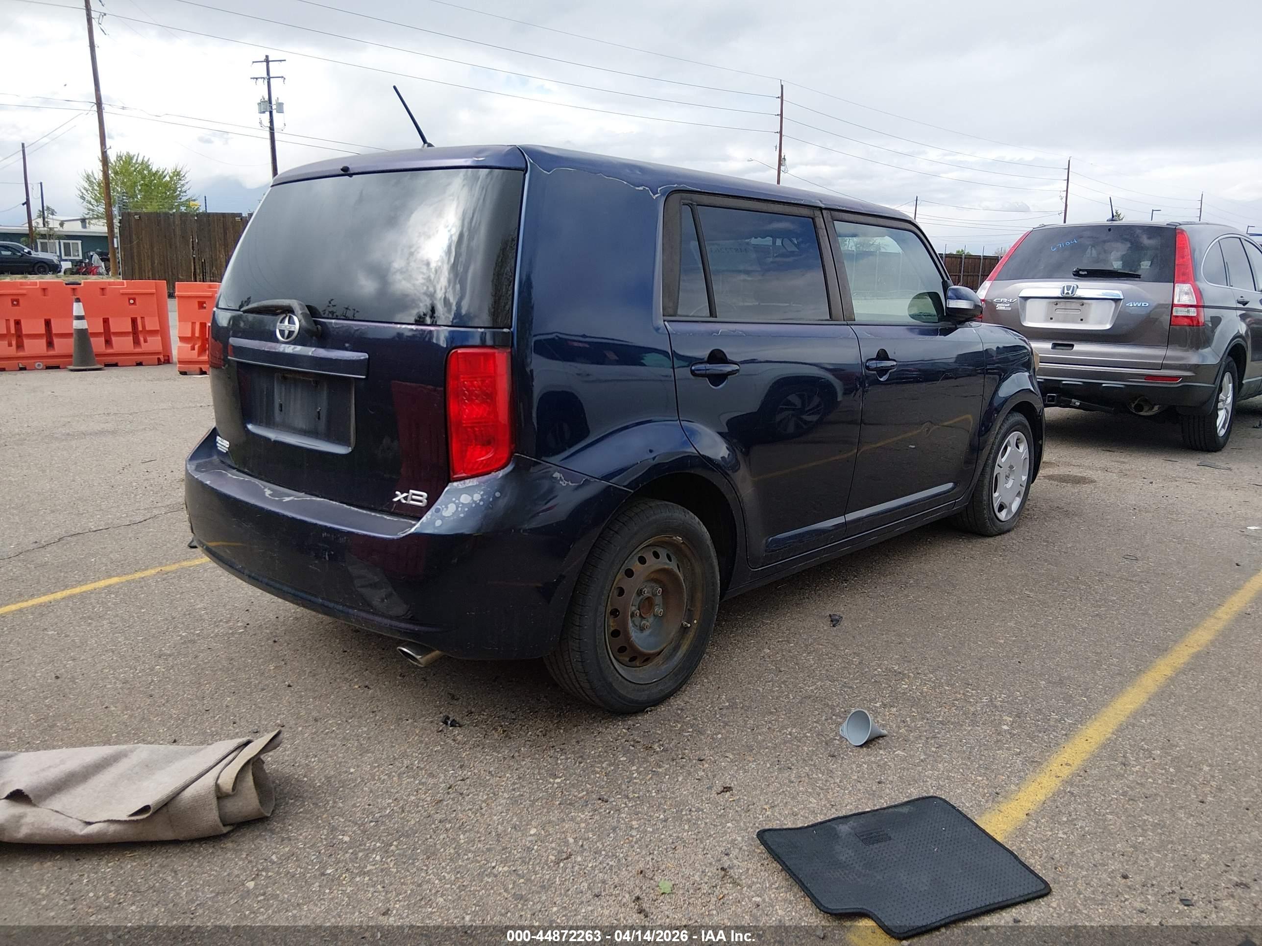 SCION XB image 4