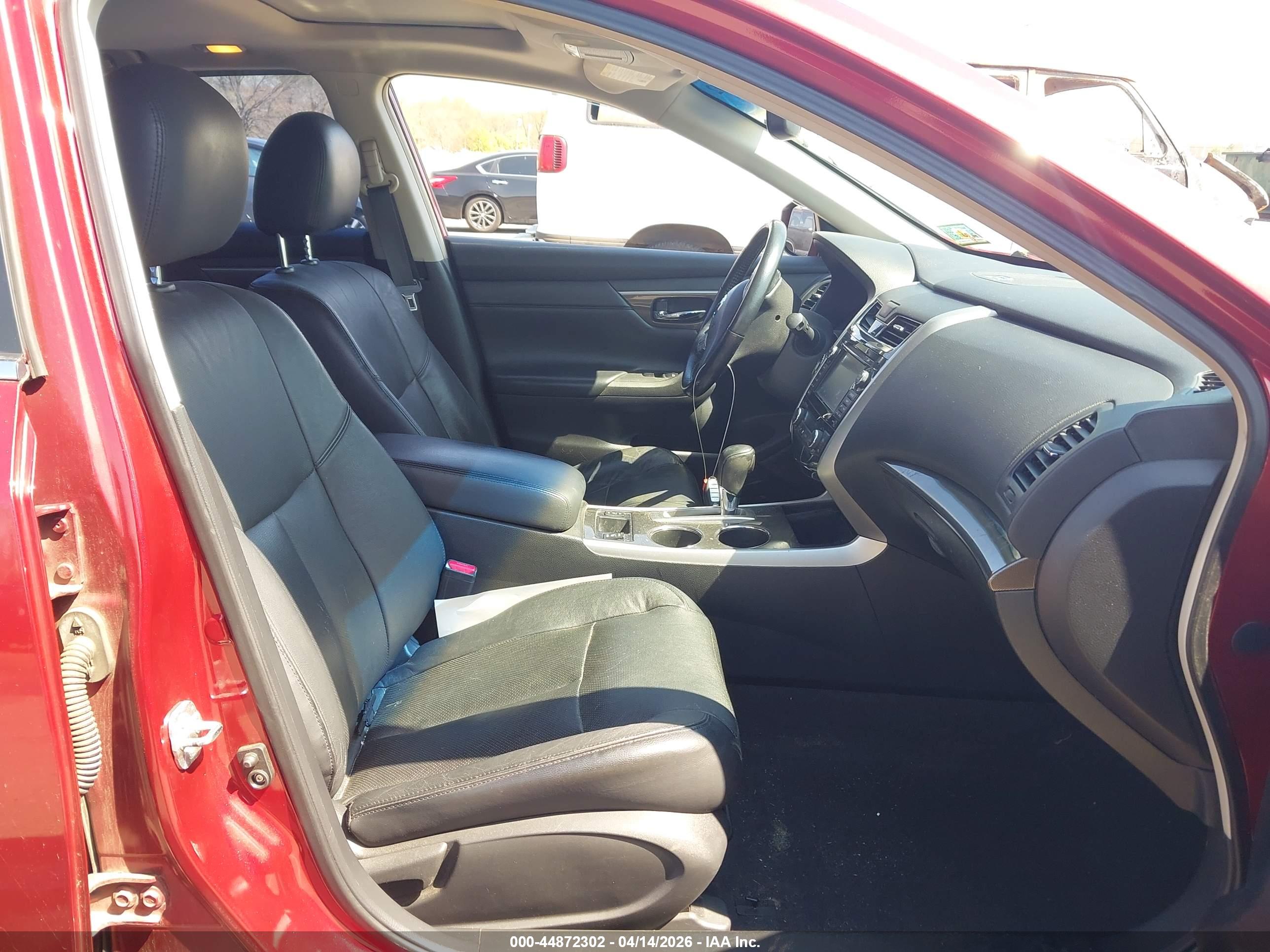 NISSAN ALTIMA image 5