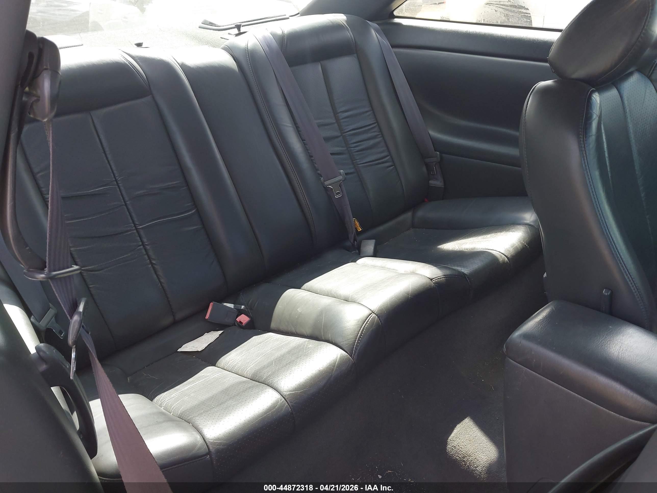 TOYOTA CAMRY image 8