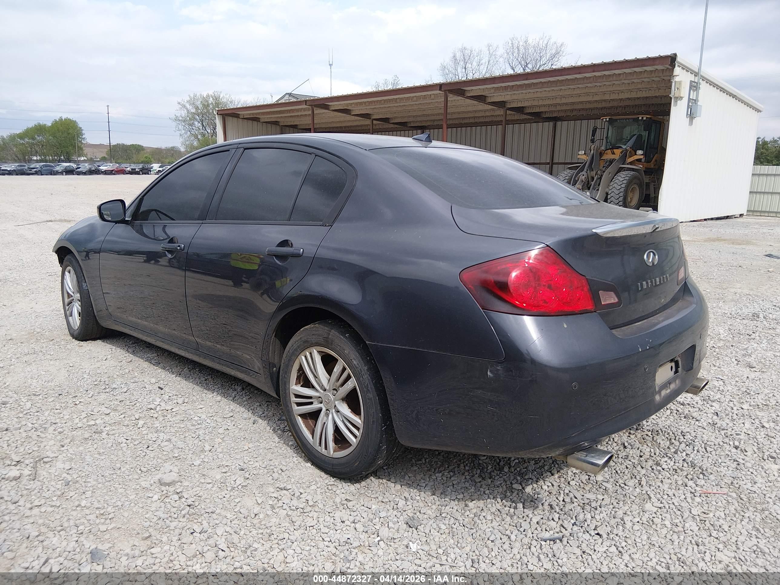 INFINITI G37X image 3