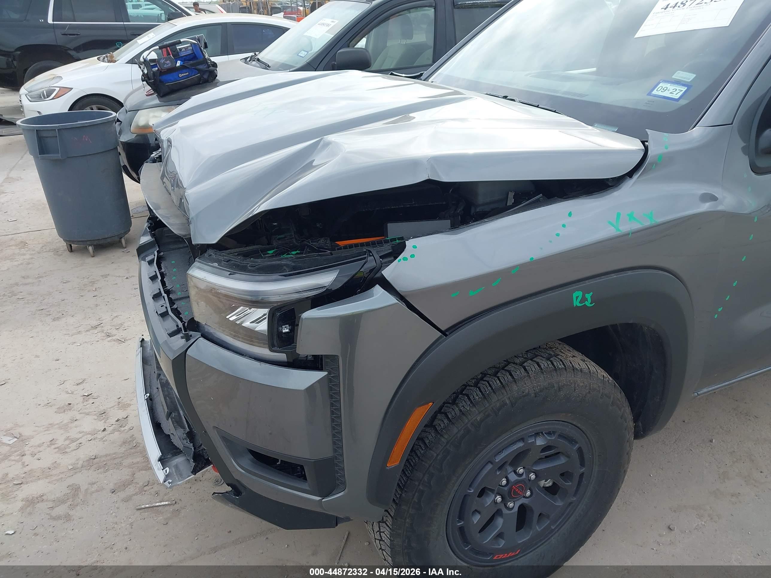 NISSAN FRONTIER image 6