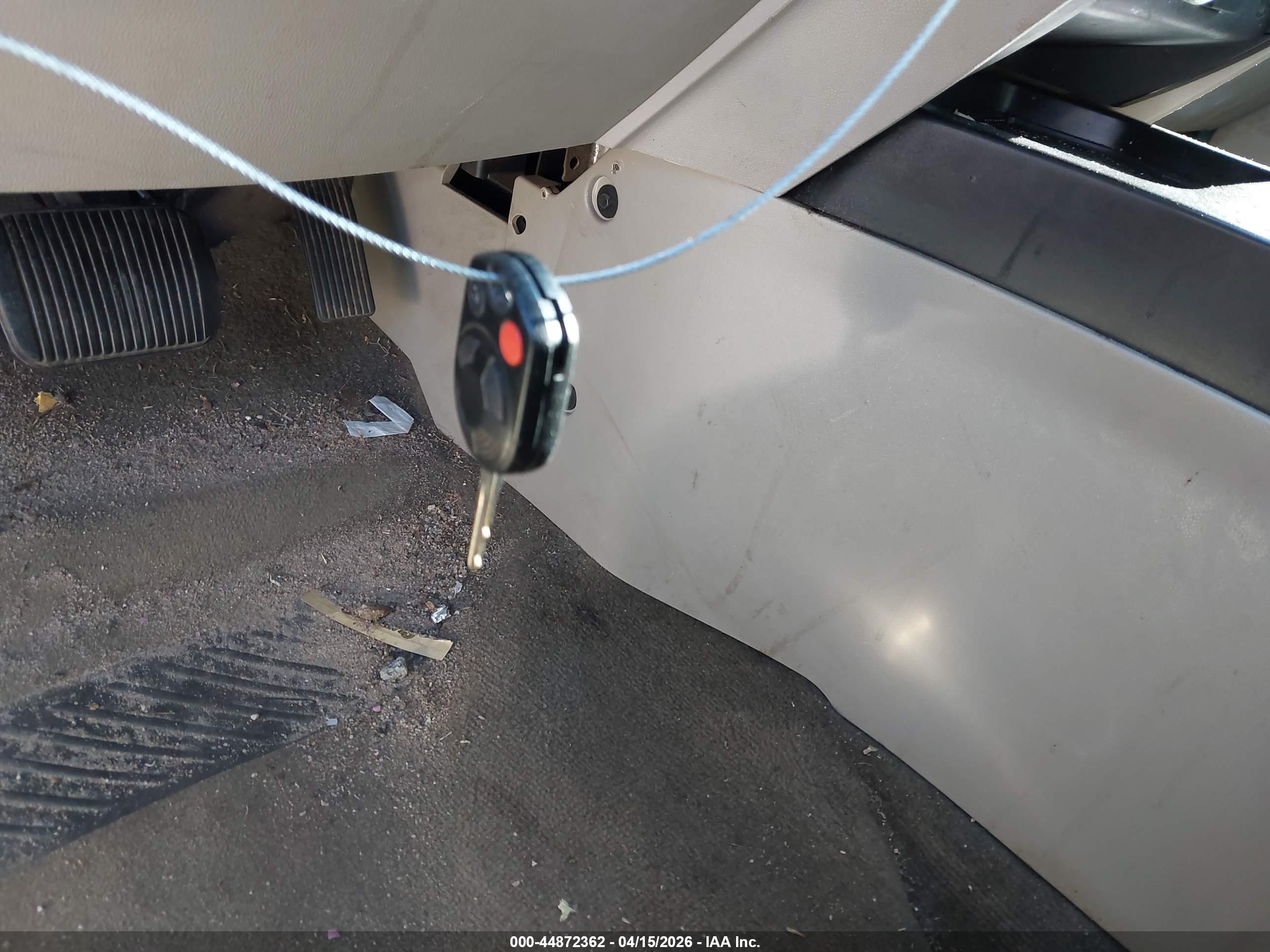 FORD ESCAPE image 11