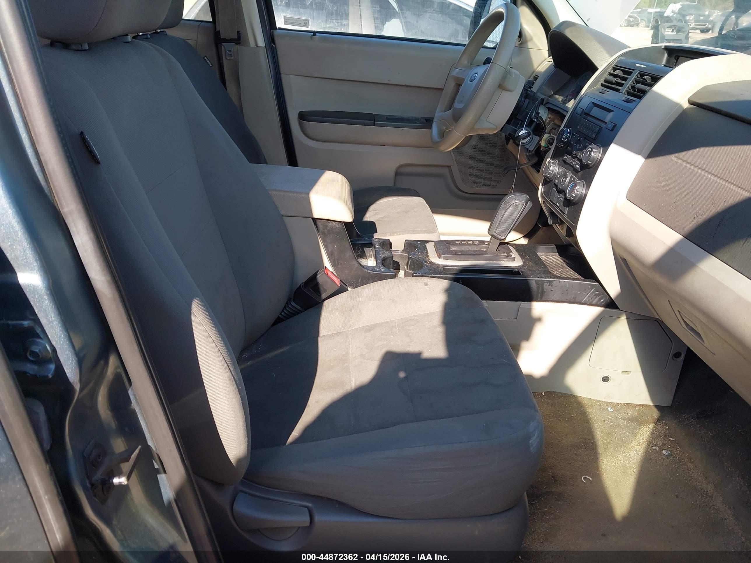FORD ESCAPE image 5