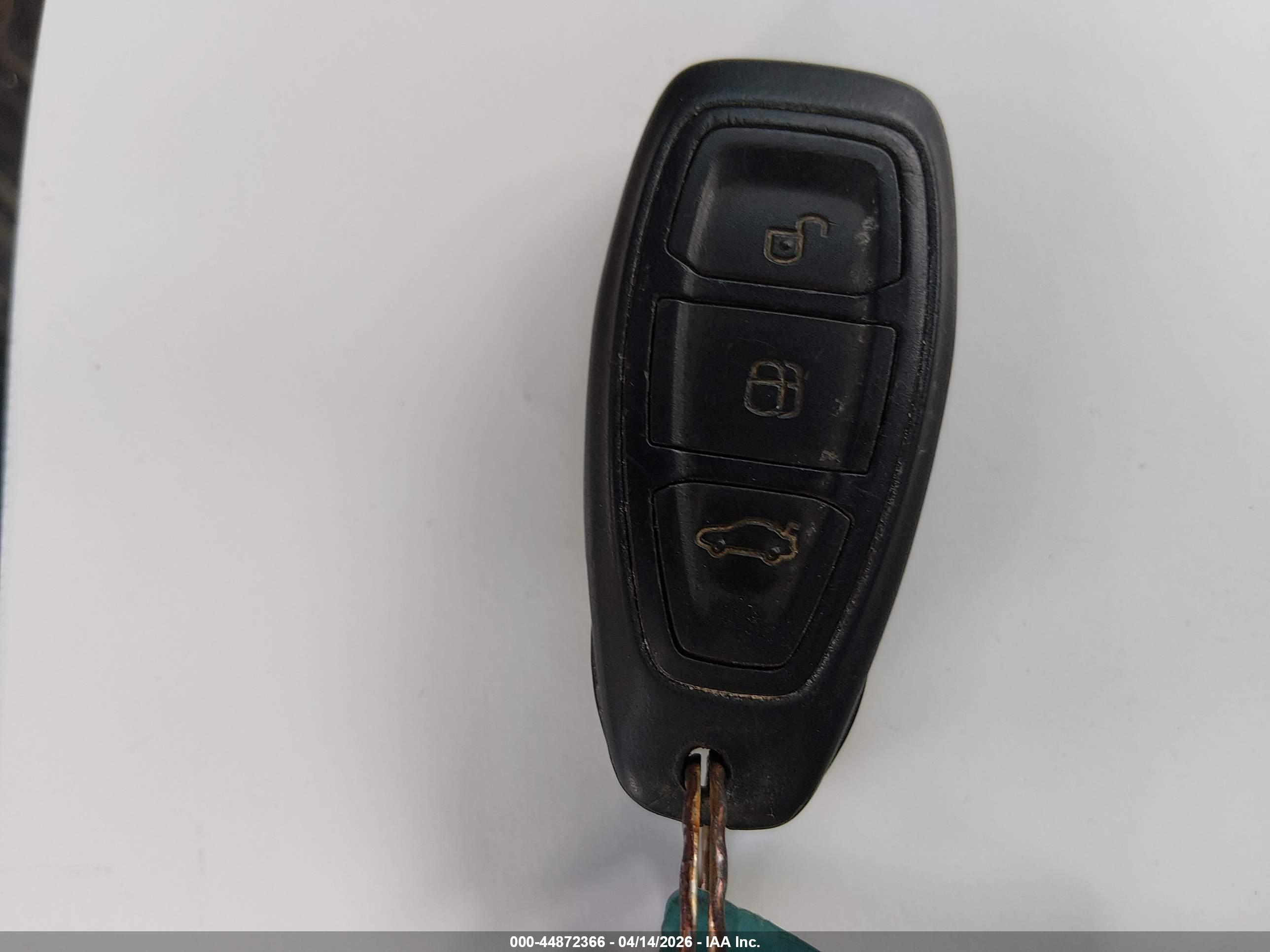 FORD FIESTA image 11