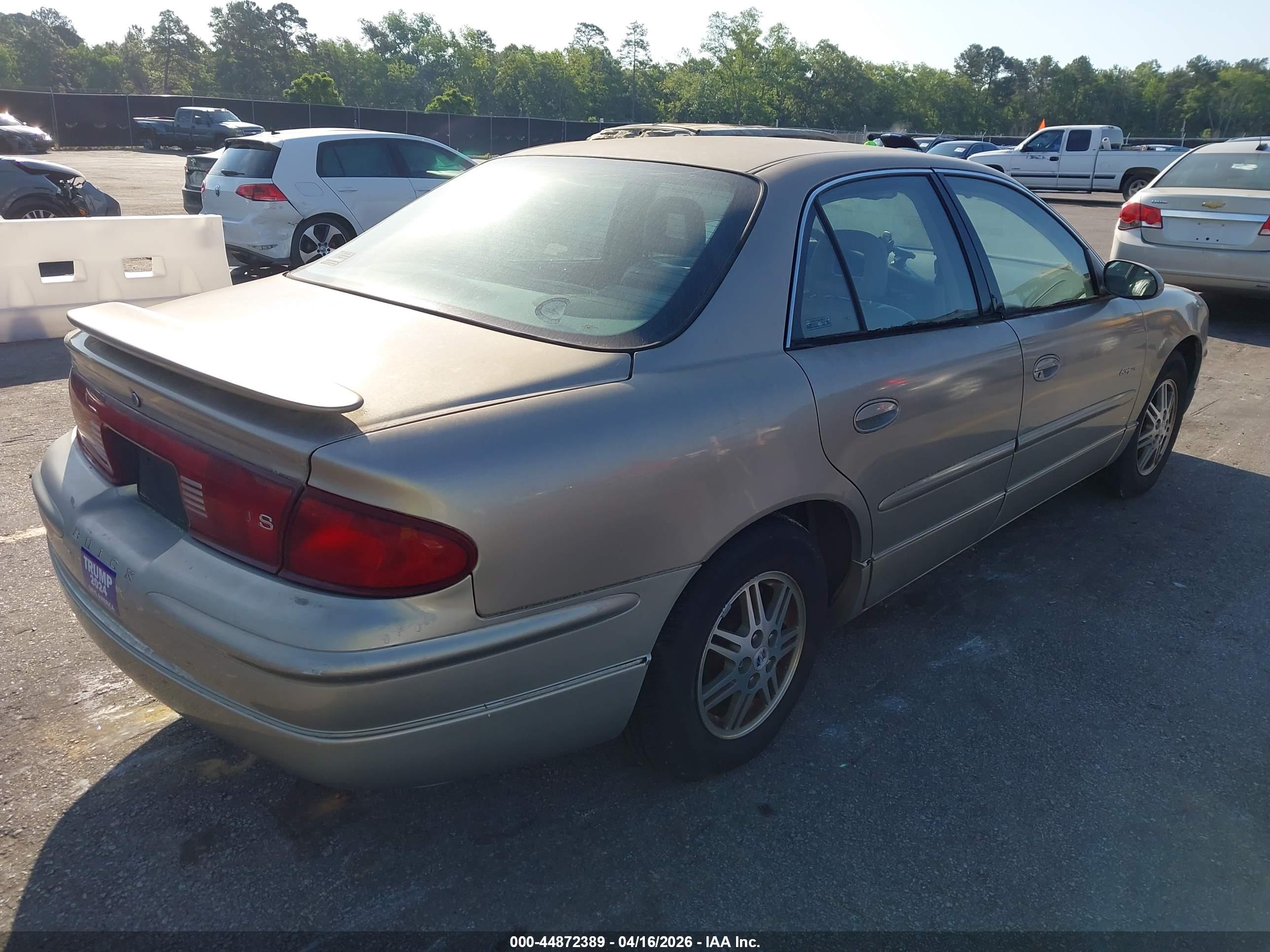 BUICK REGAL image 4