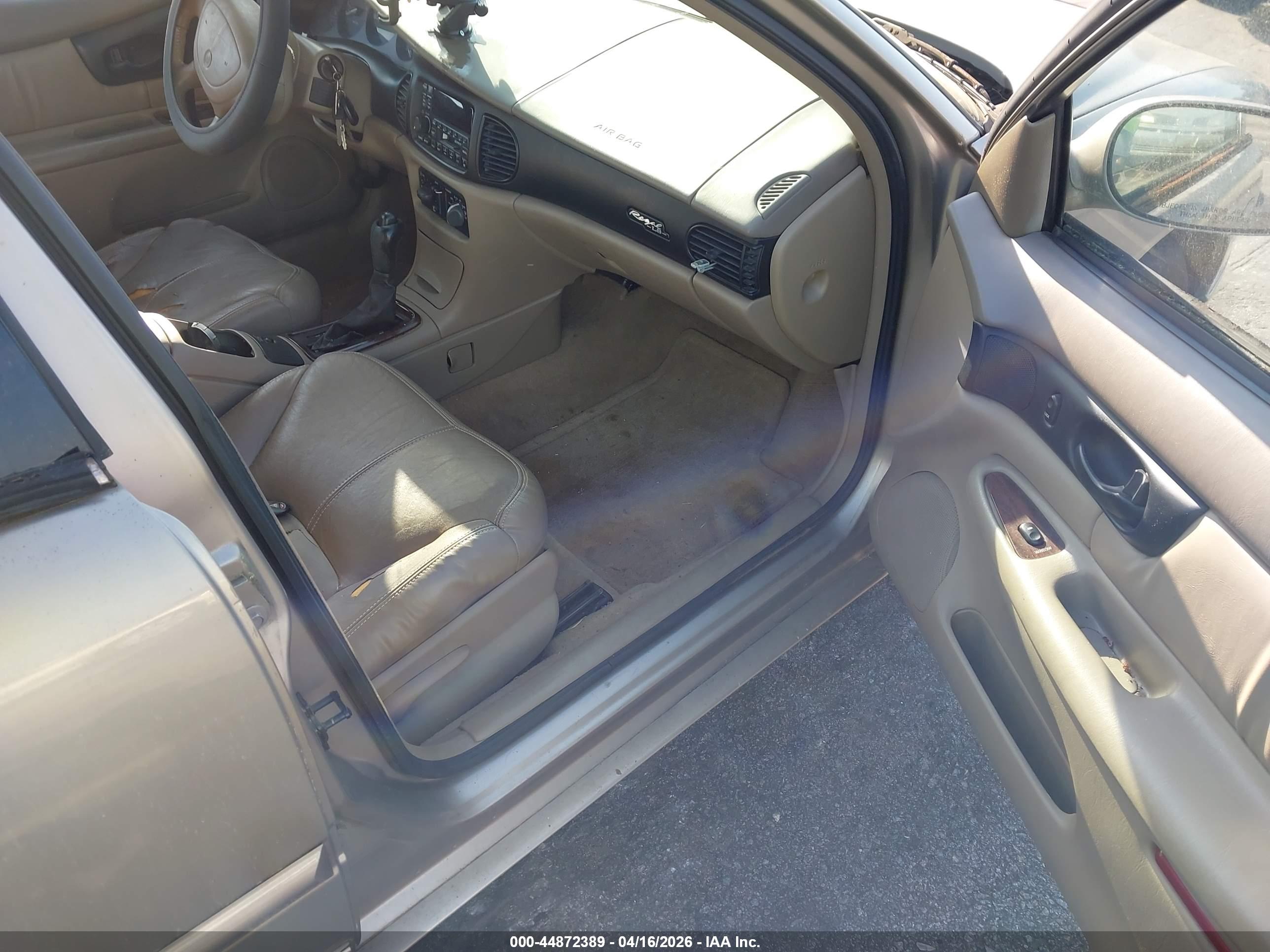 BUICK REGAL image 5