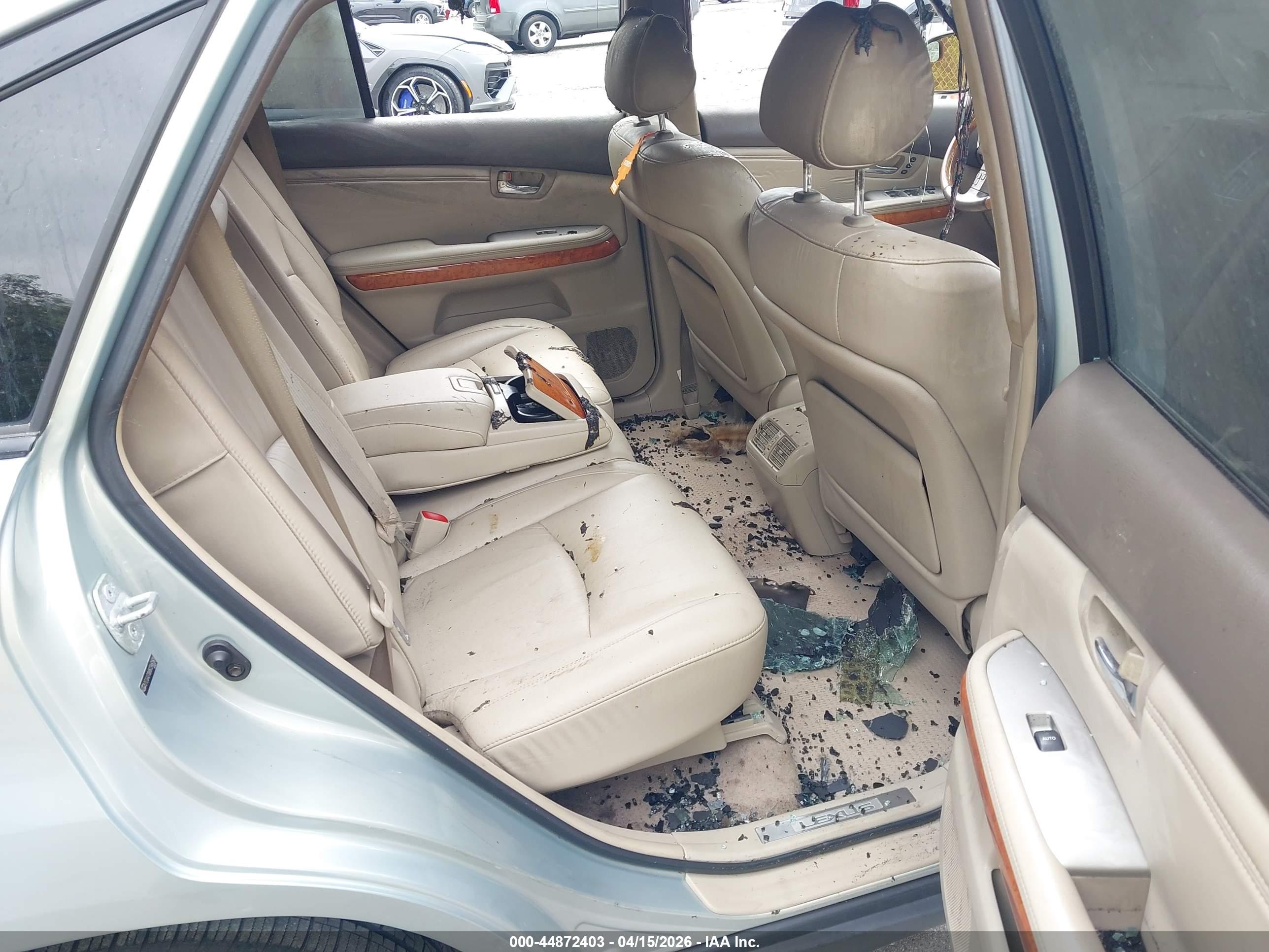LEXUS RX image 8