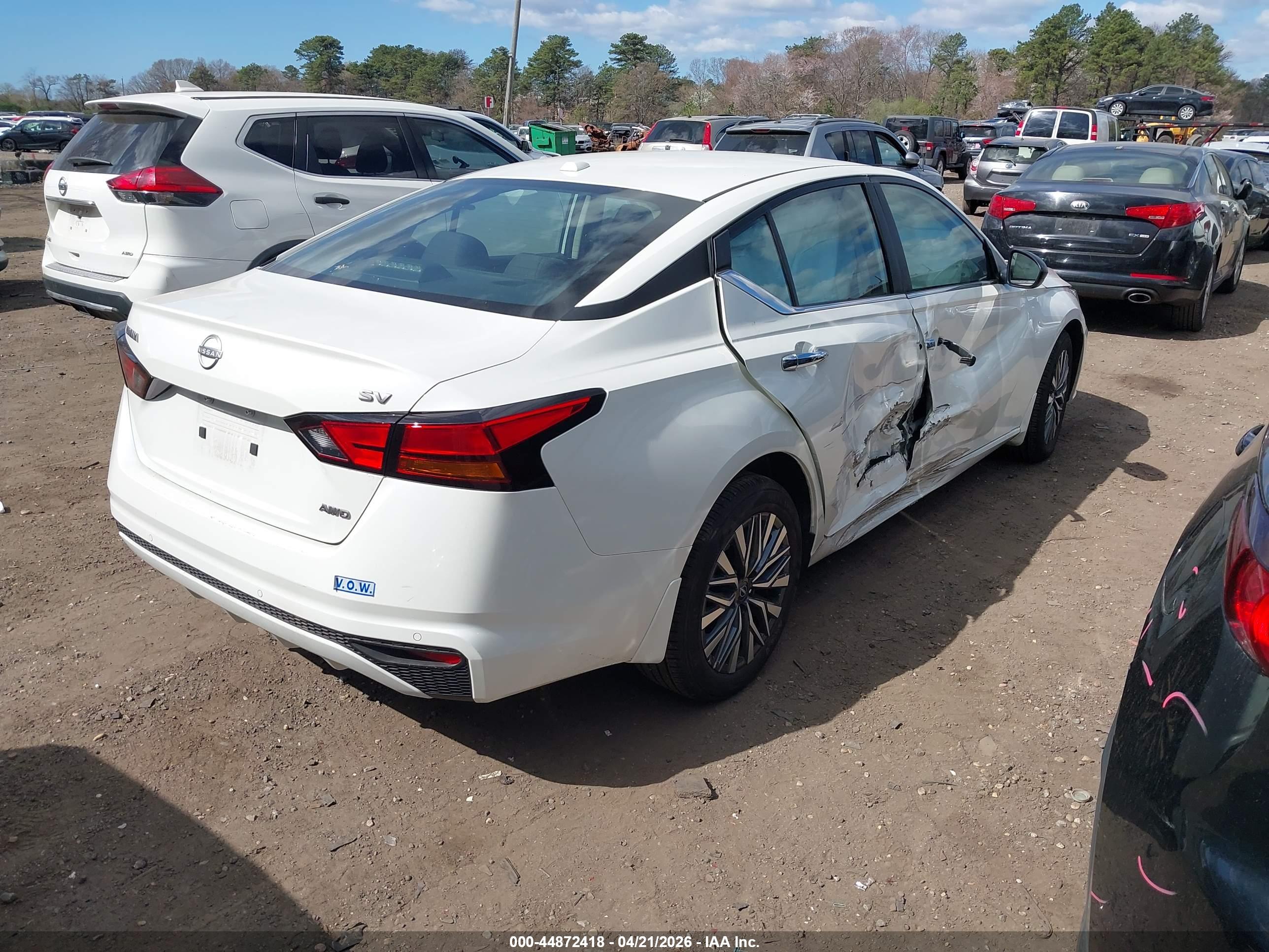NISSAN ALTIMA image 6