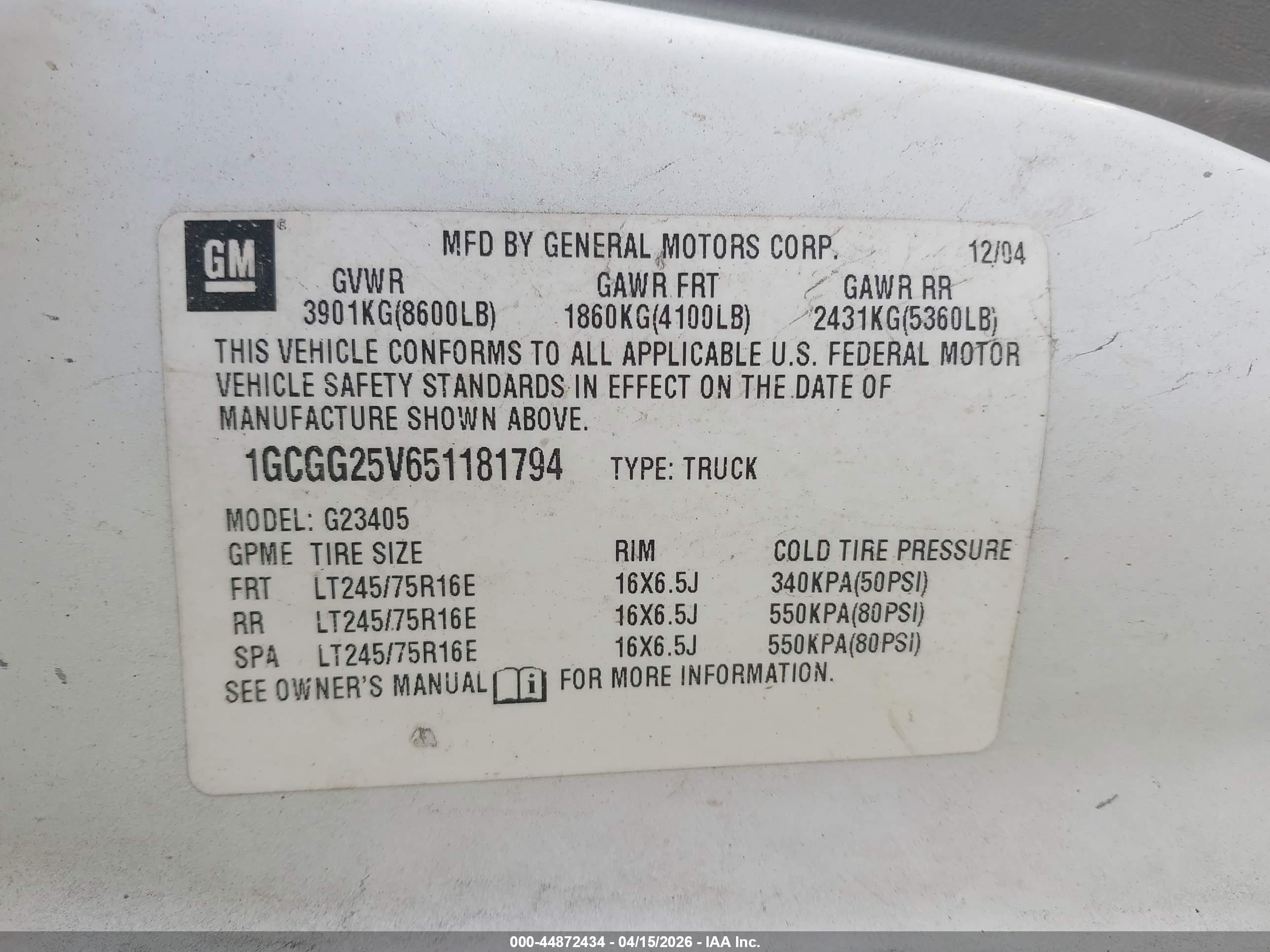 CHEVROLET EXPRESS image 9
