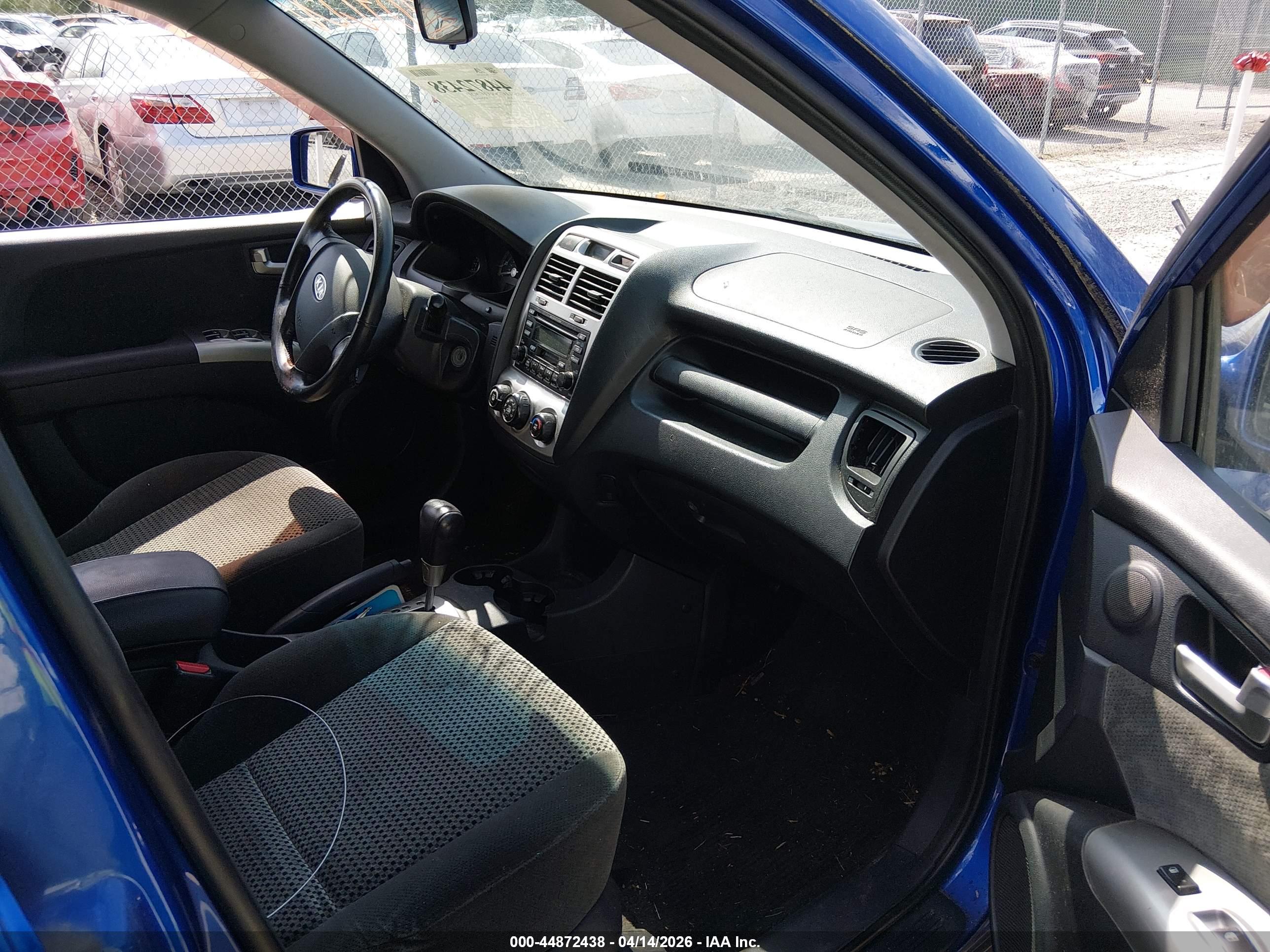 KIA SPORTAGE image 5