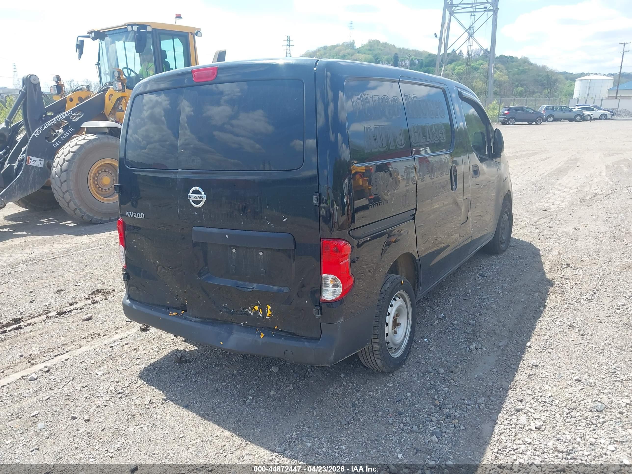 NISSAN NV200 image 4